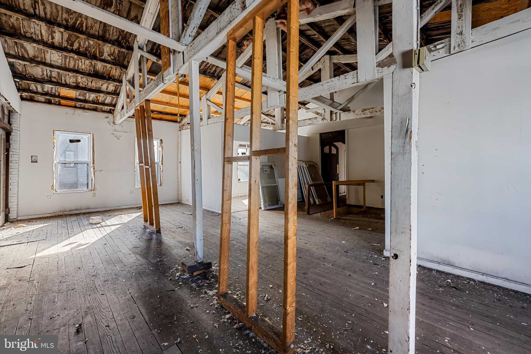 10 S Conkling St photo 16