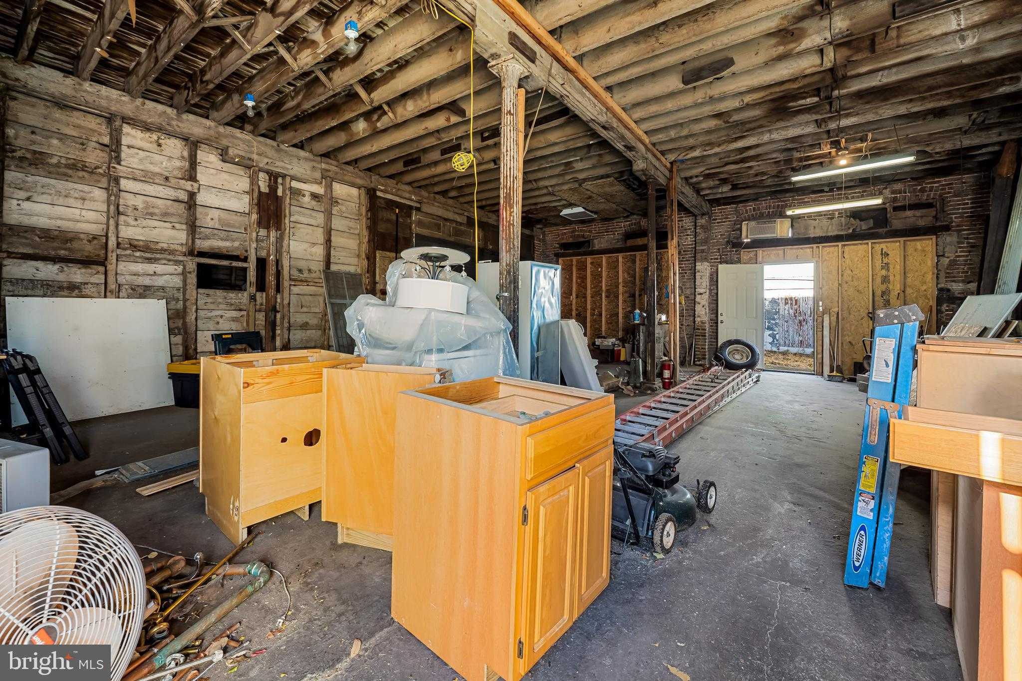 10 S Conkling St photo 18