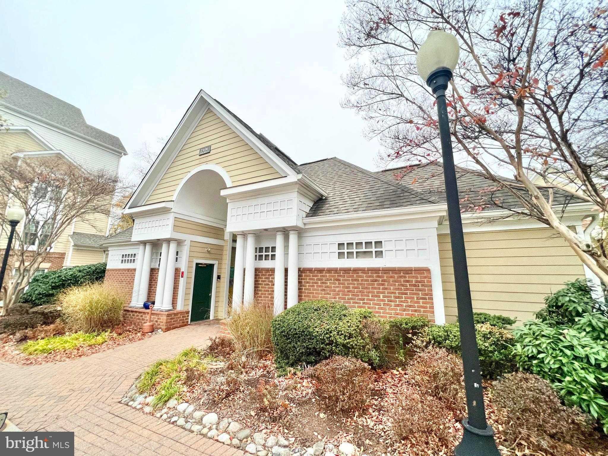 12911 Alton Sq Apt 102 photo 17