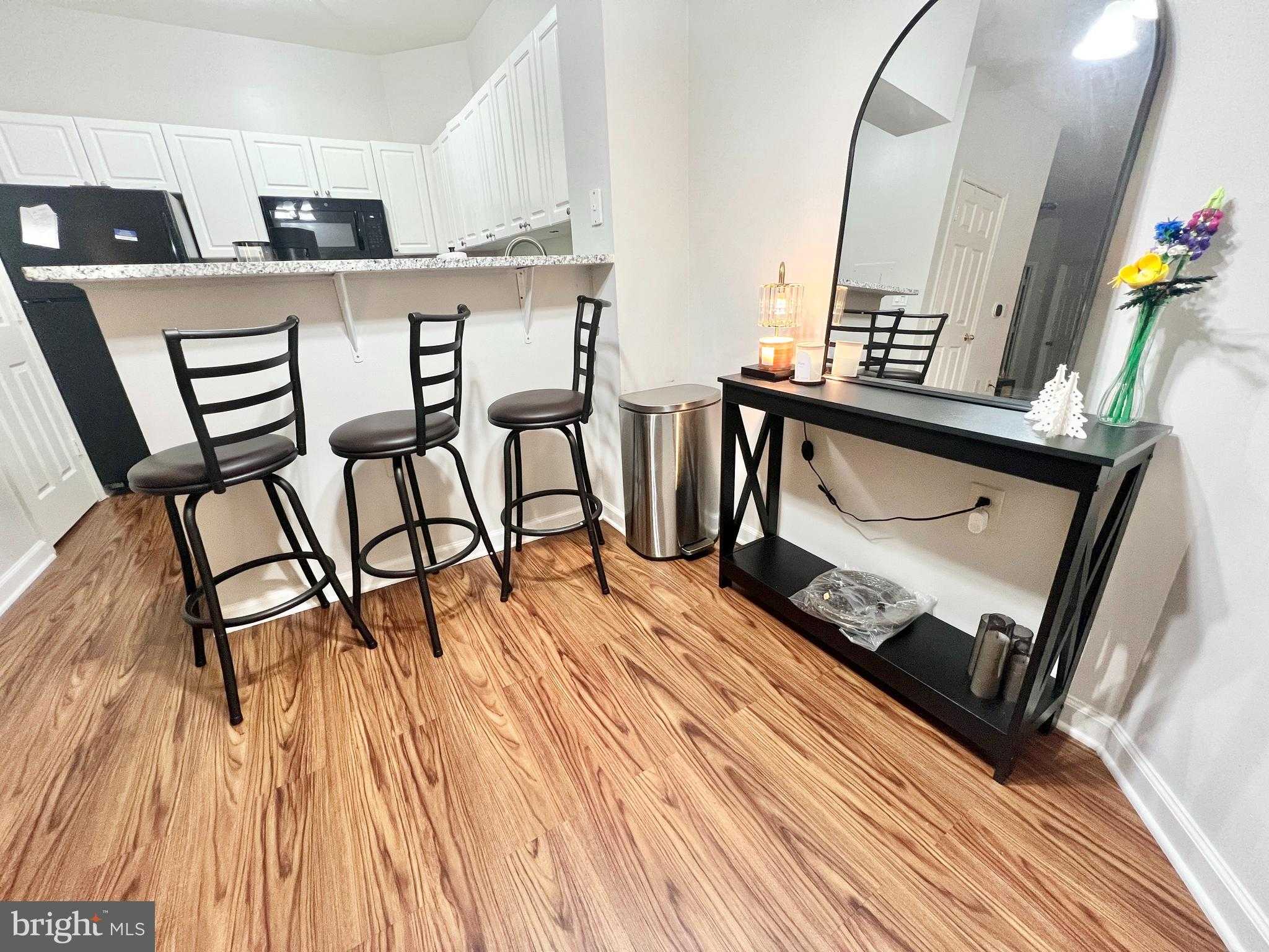 12911 Alton Sq Apt 102 photo 2