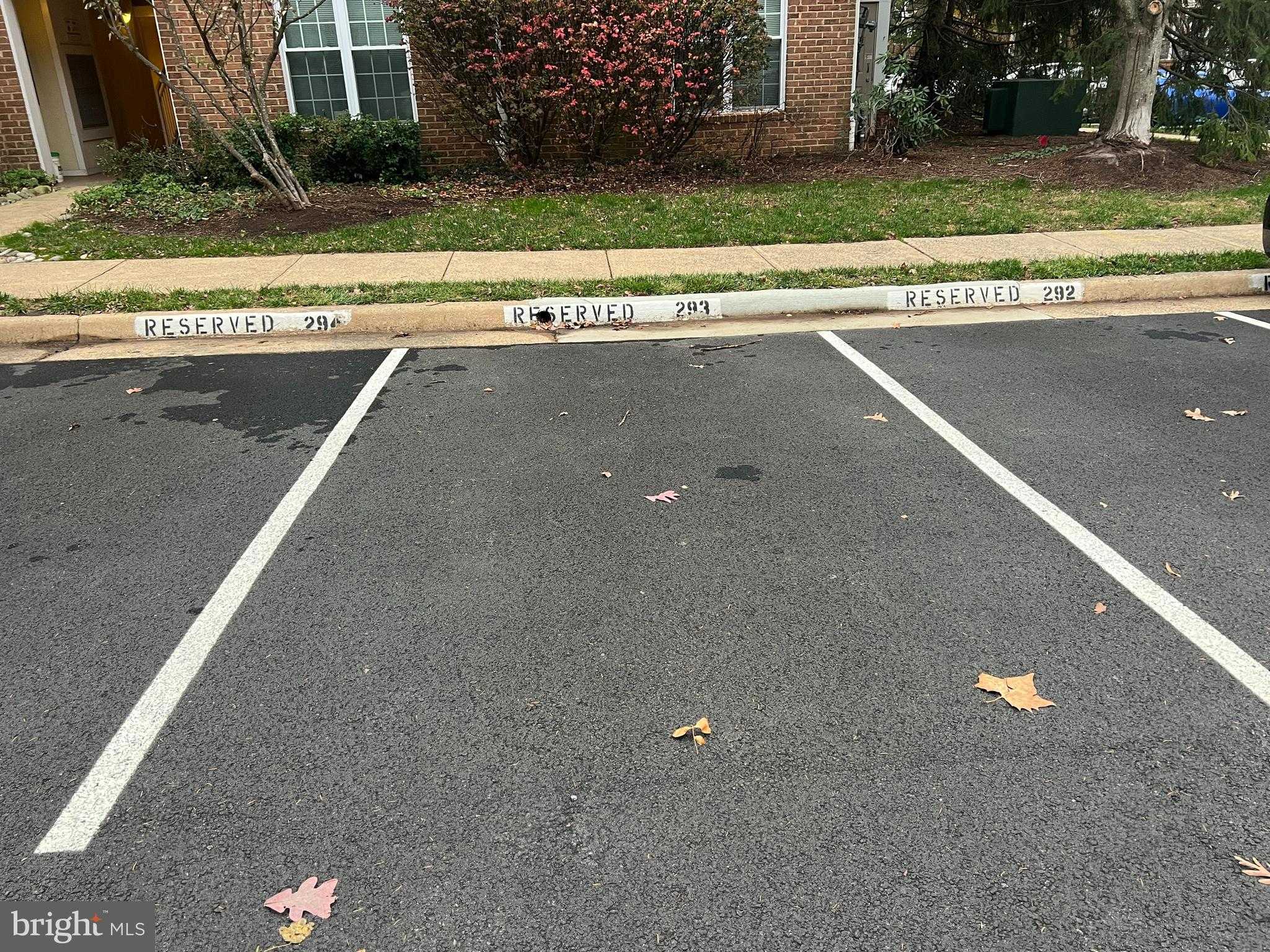 12911 Alton Sq Apt 102 photo 20