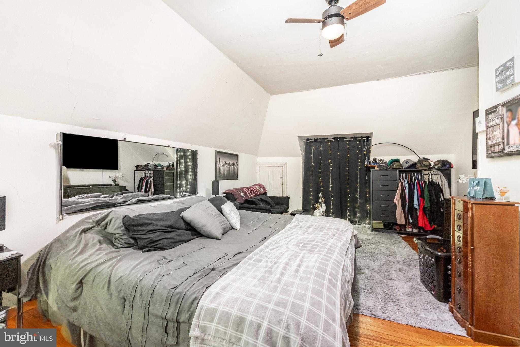 67 S 2nd St photo 27