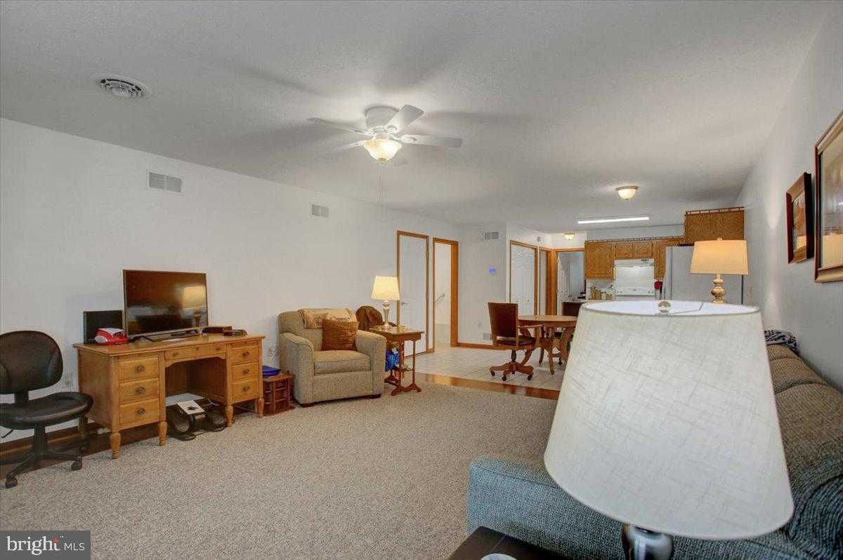 733 Fireside Dr photo 6