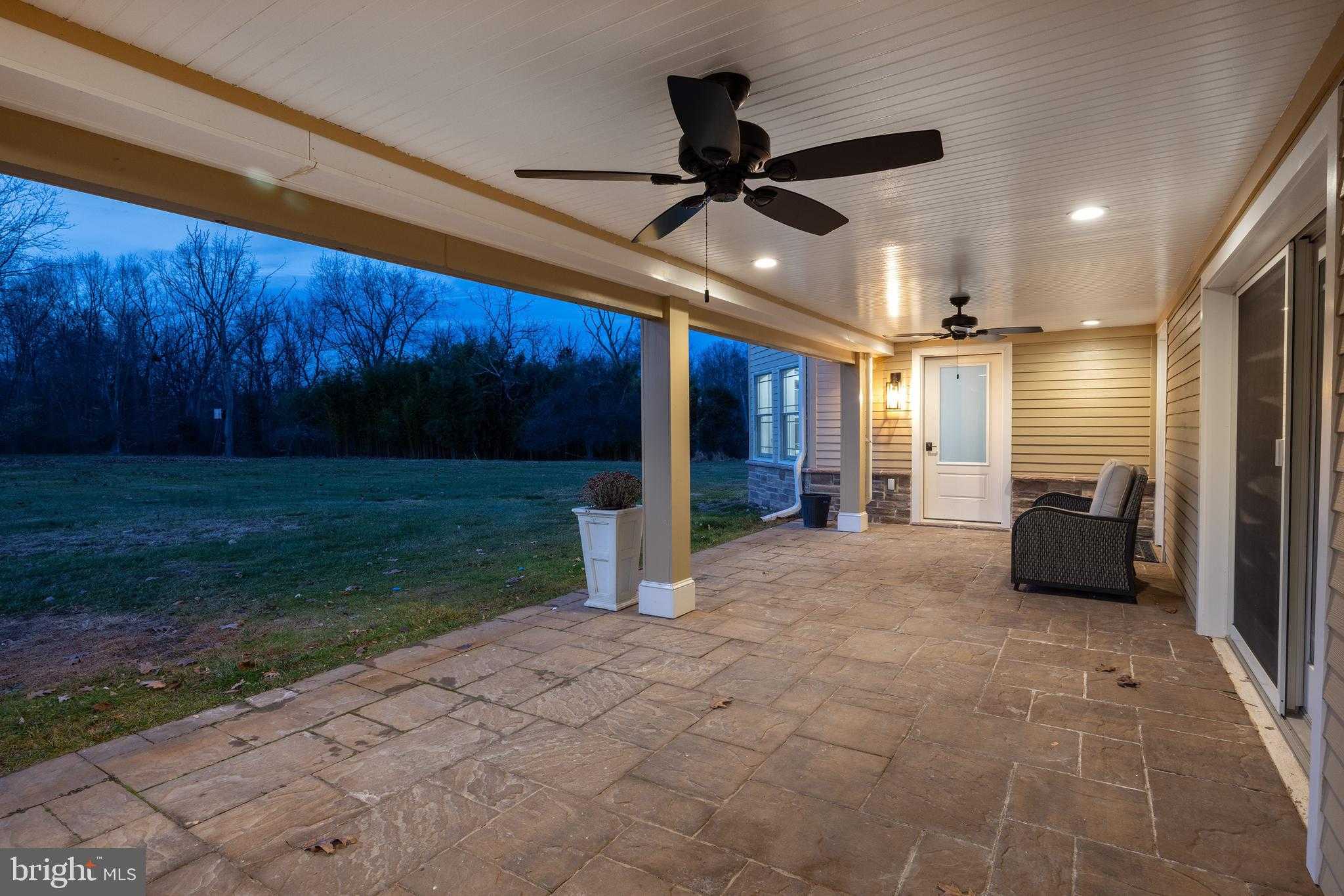 6469 Groveland Rd photo 43