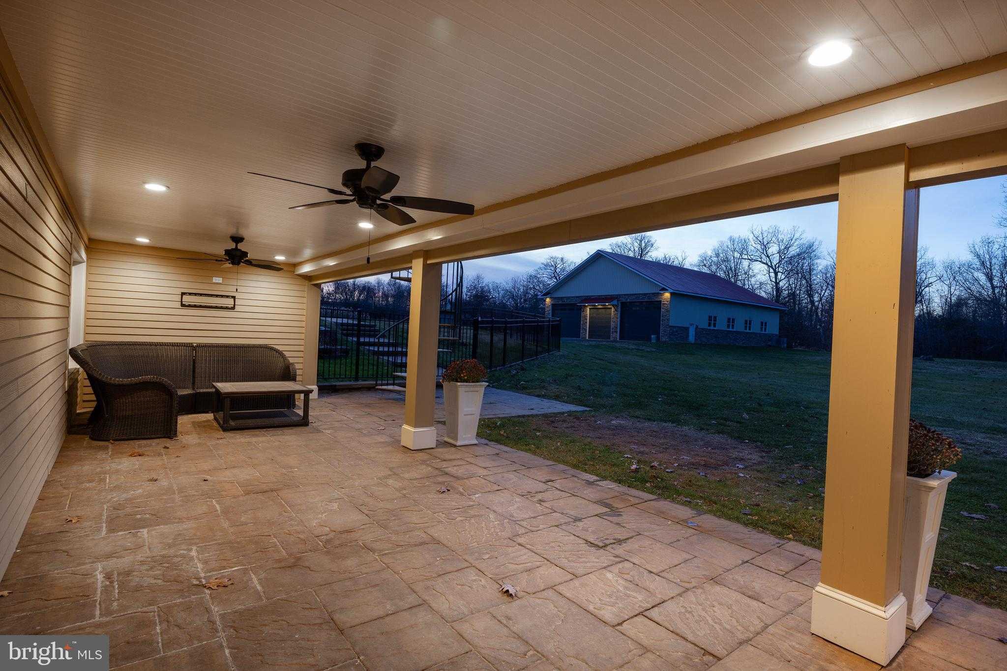 6469 Groveland Rd photo 44