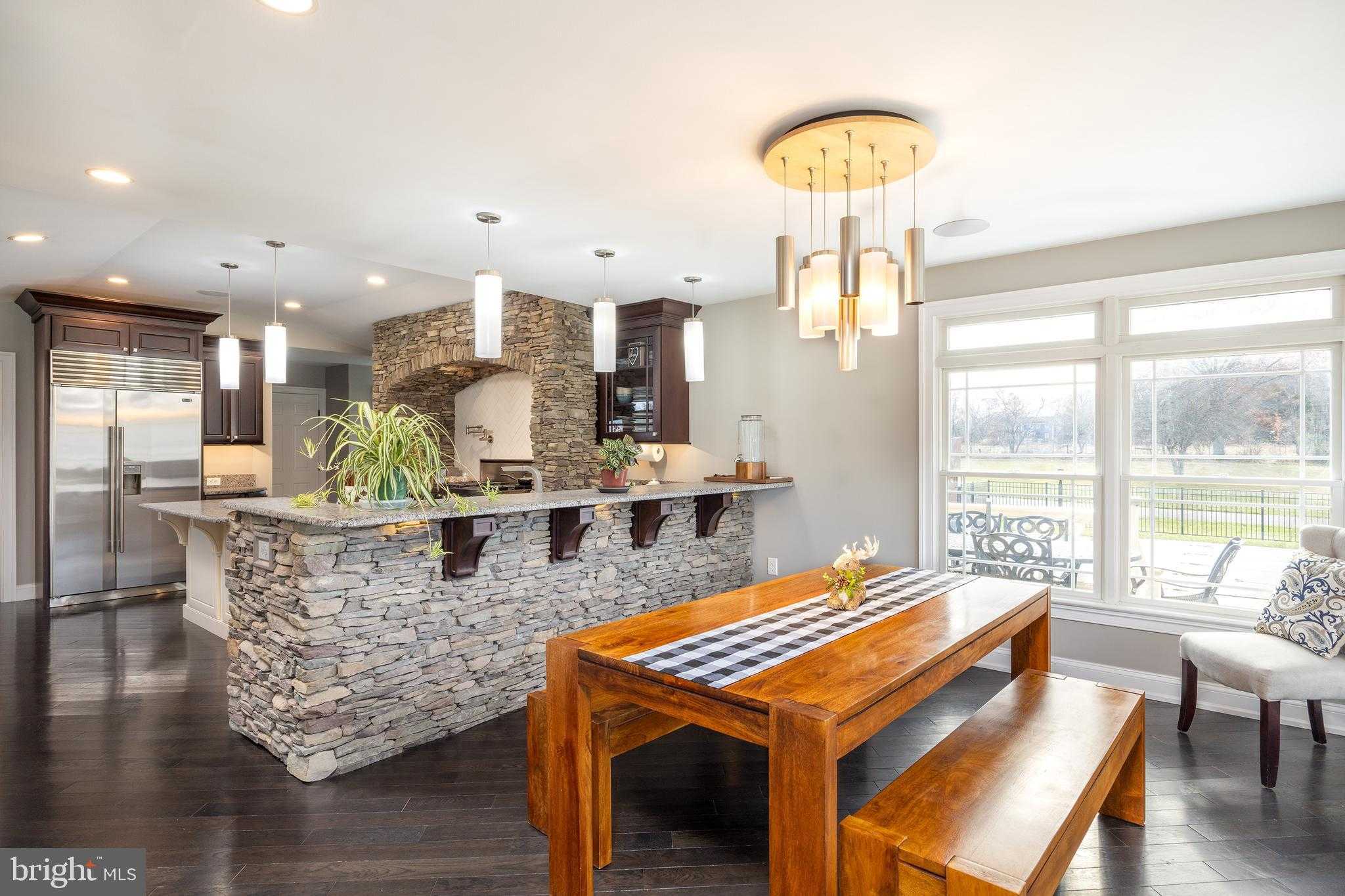 6469 Groveland Rd photo 5