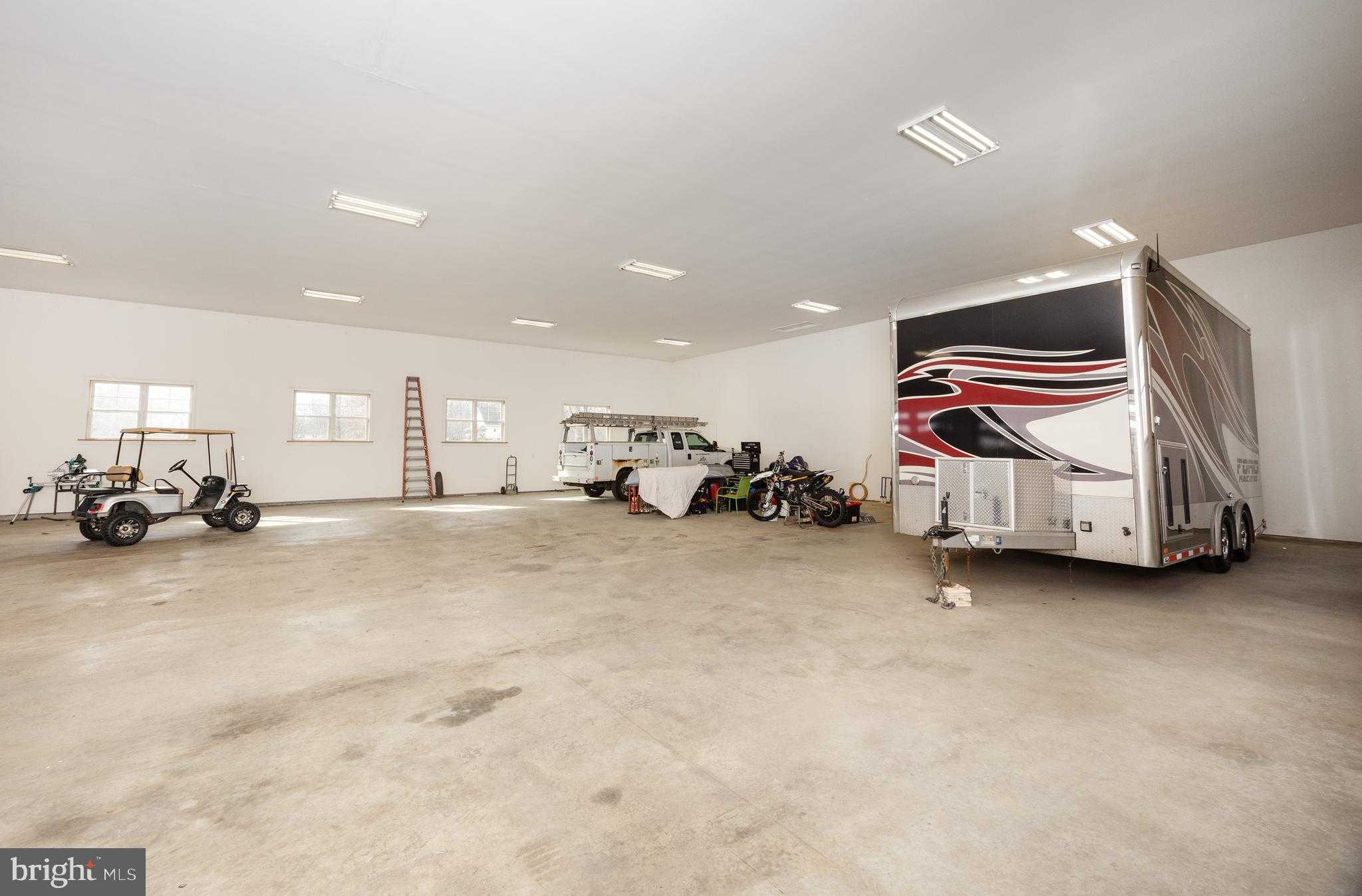 6469 Groveland Rd photo 53