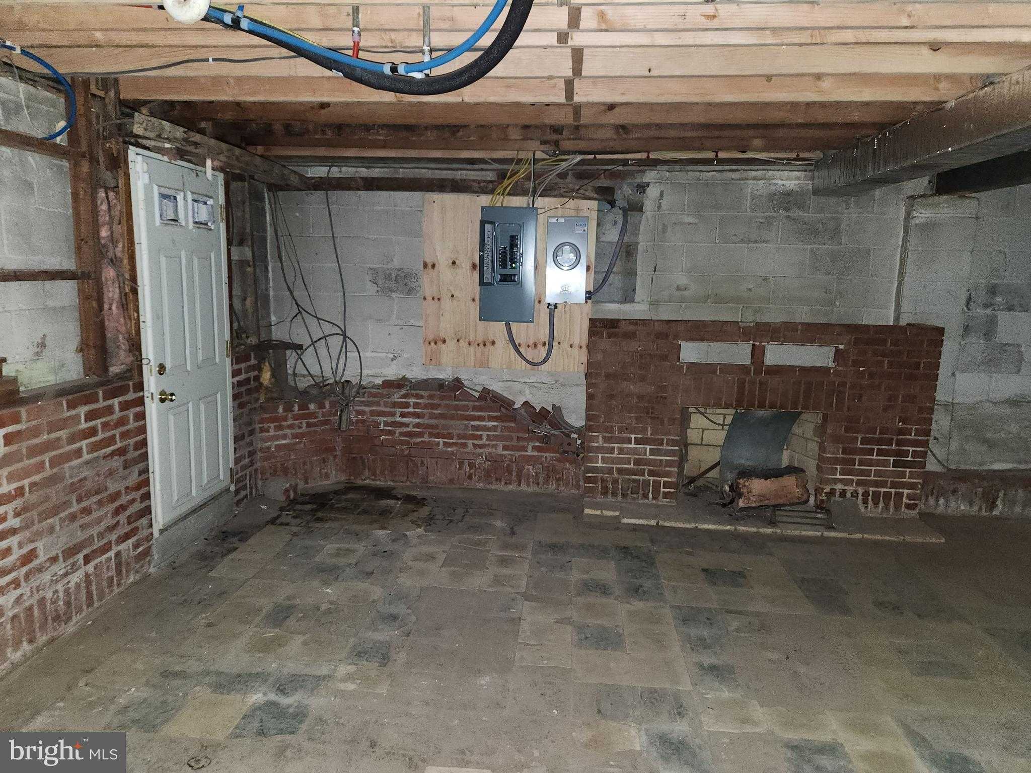 4900 Anntana Ave photo 16