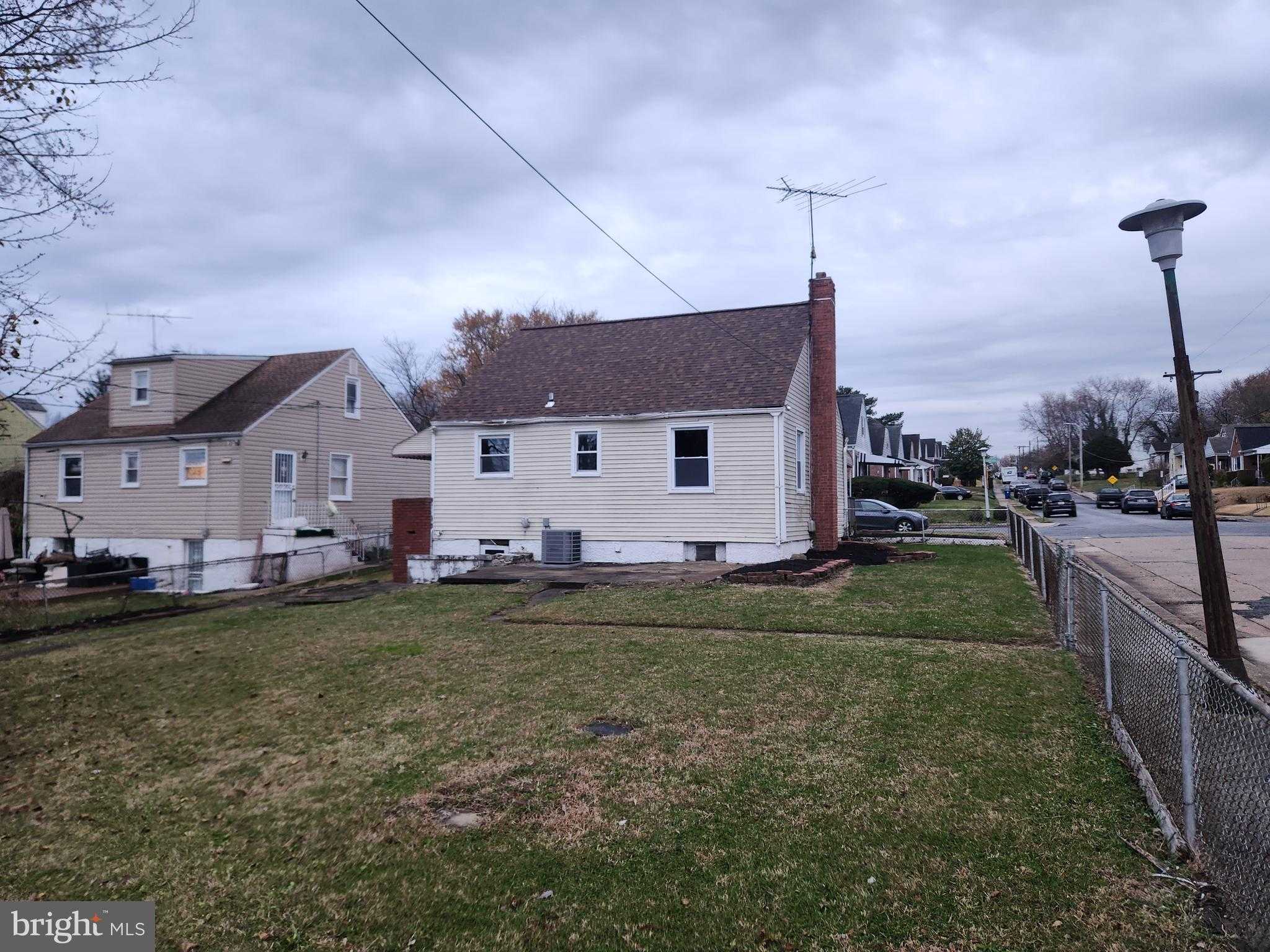 4900 Anntana Ave photo 23