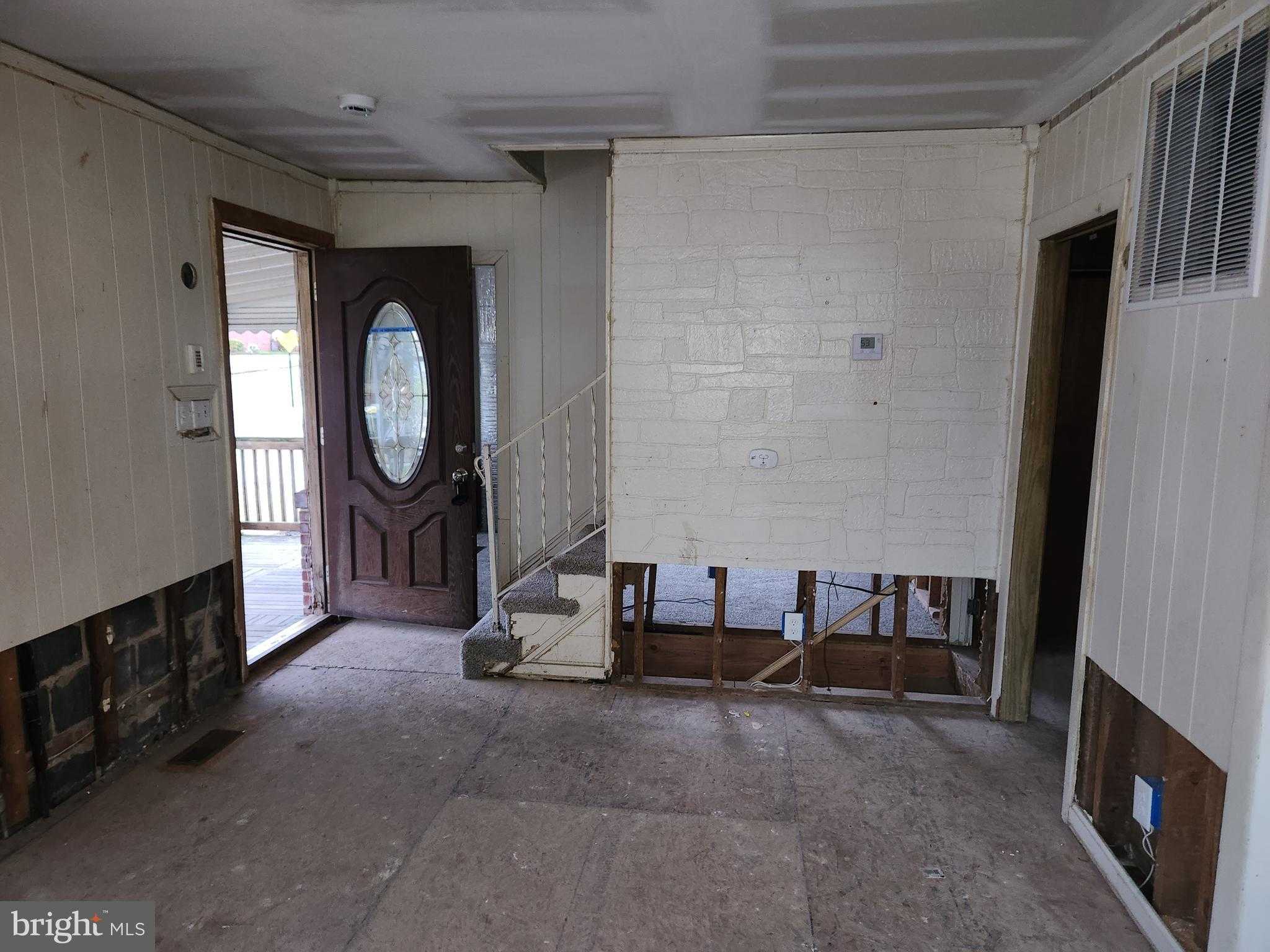 4900 Anntana Ave photo 6