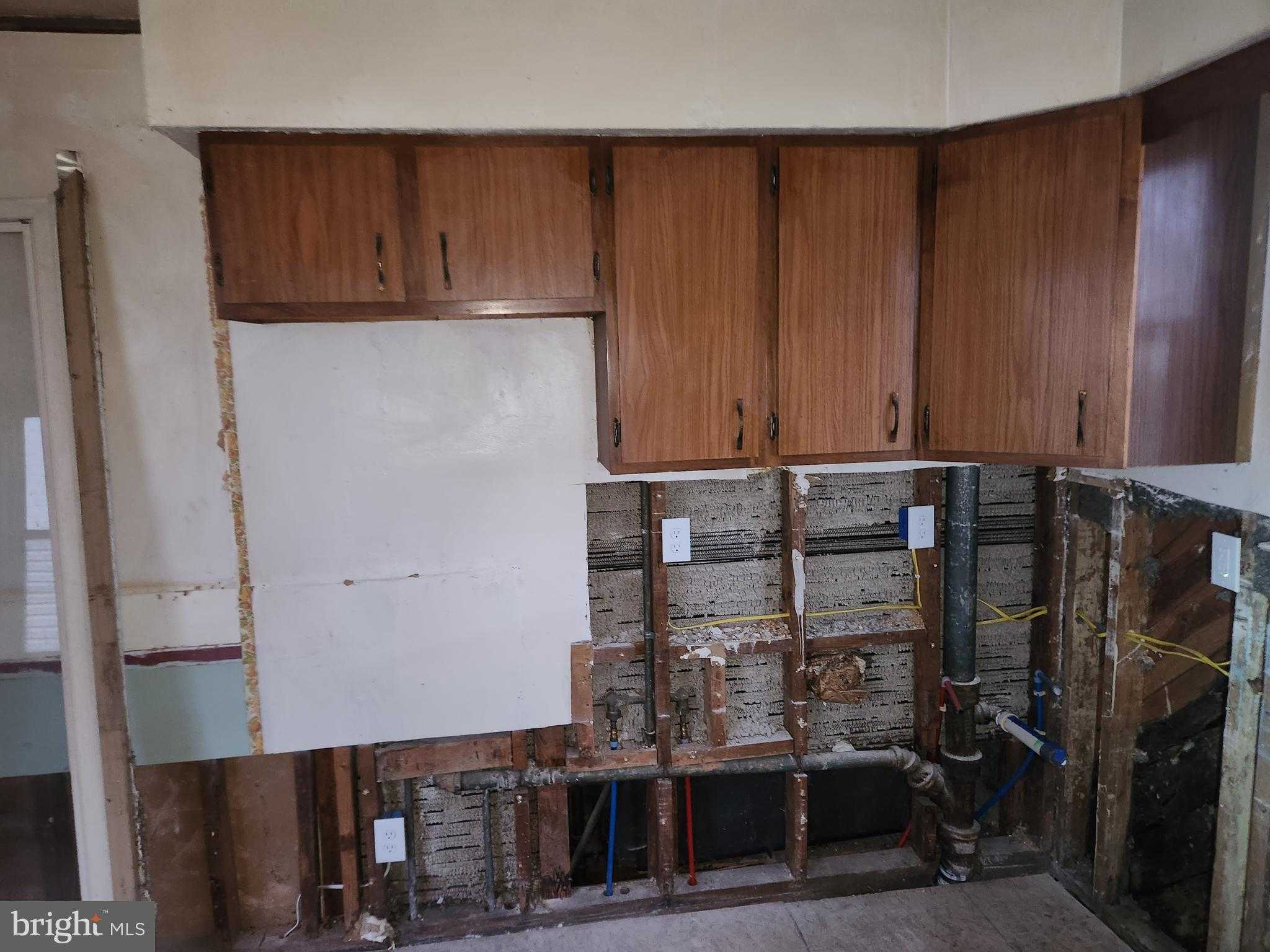 4900 Anntana Ave photo 8