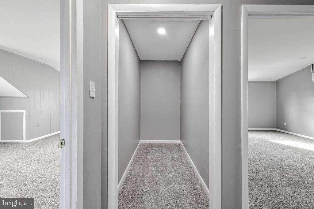 201 N Greenway Ave photo 29