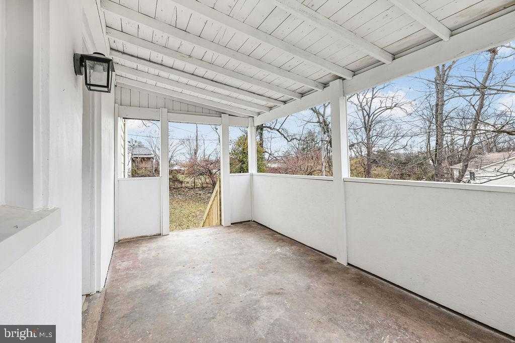 201 N Greenway Ave photo 33