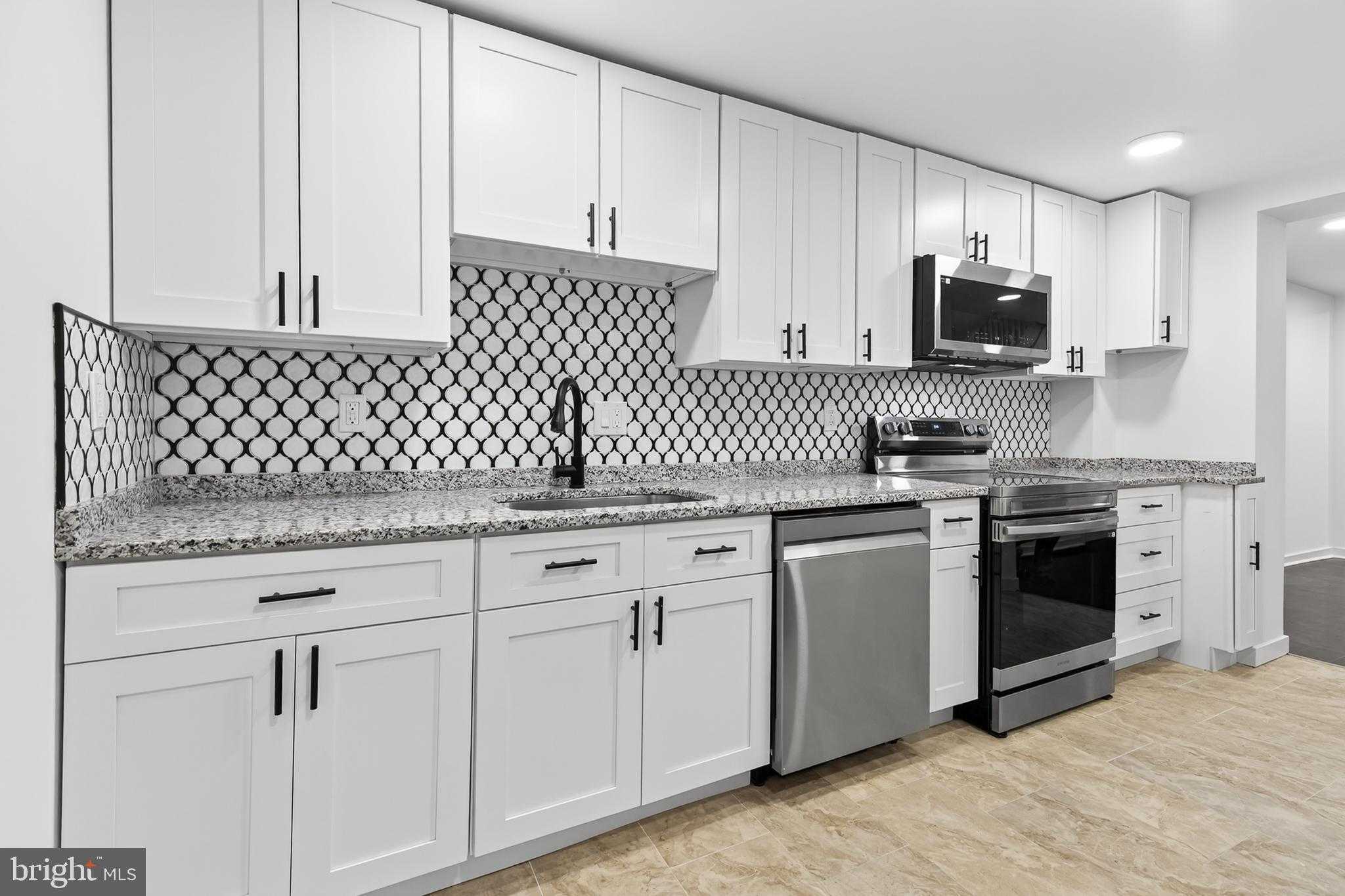 131 Old Dorwart St photo 14