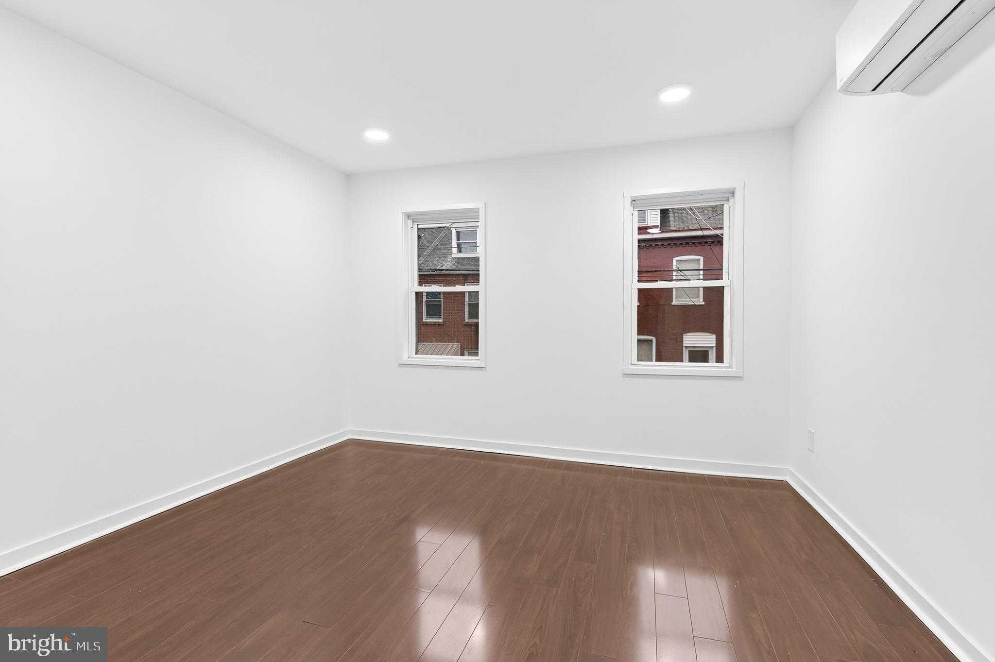 131 Old Dorwart St photo 25