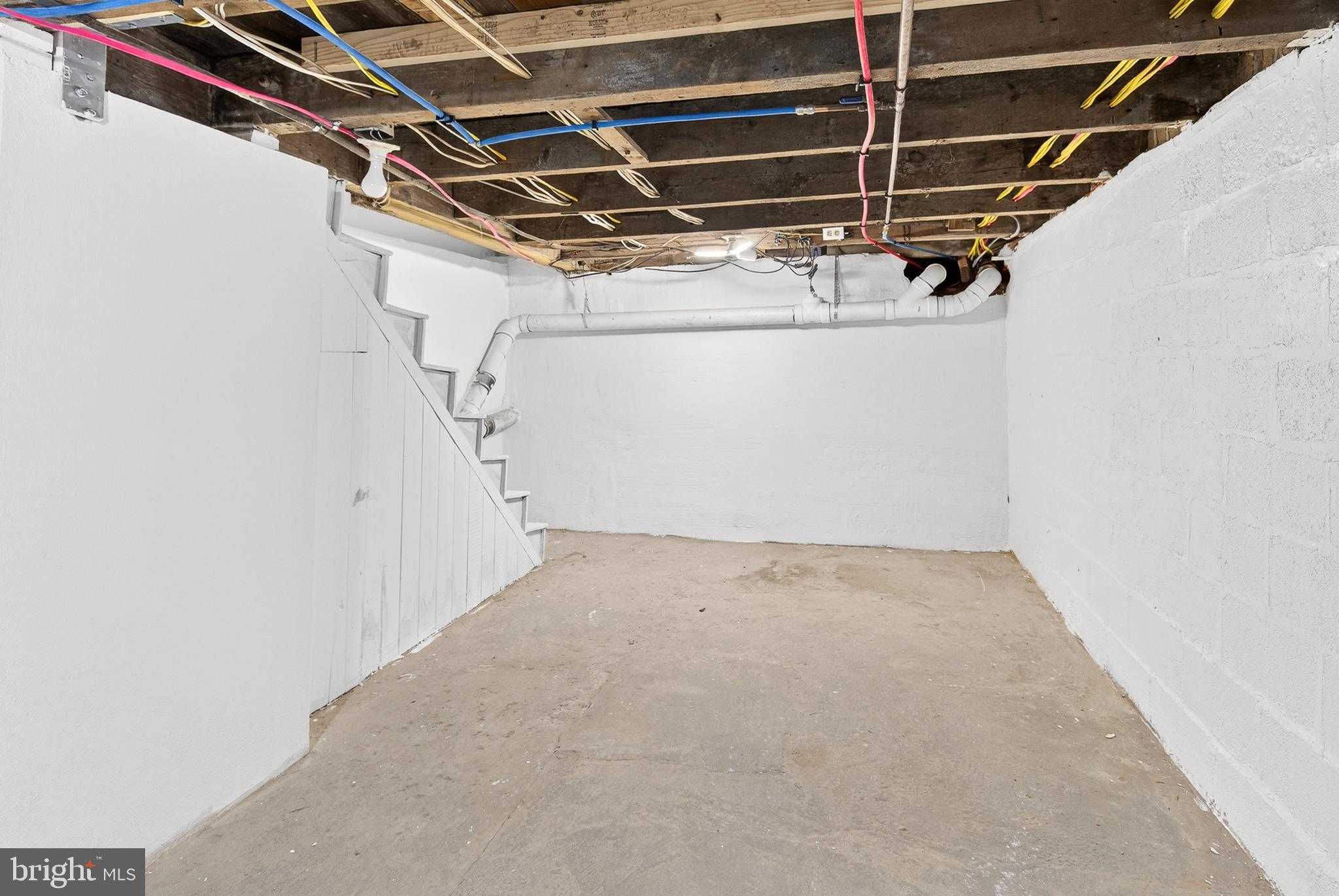 131 Old Dorwart St photo 34