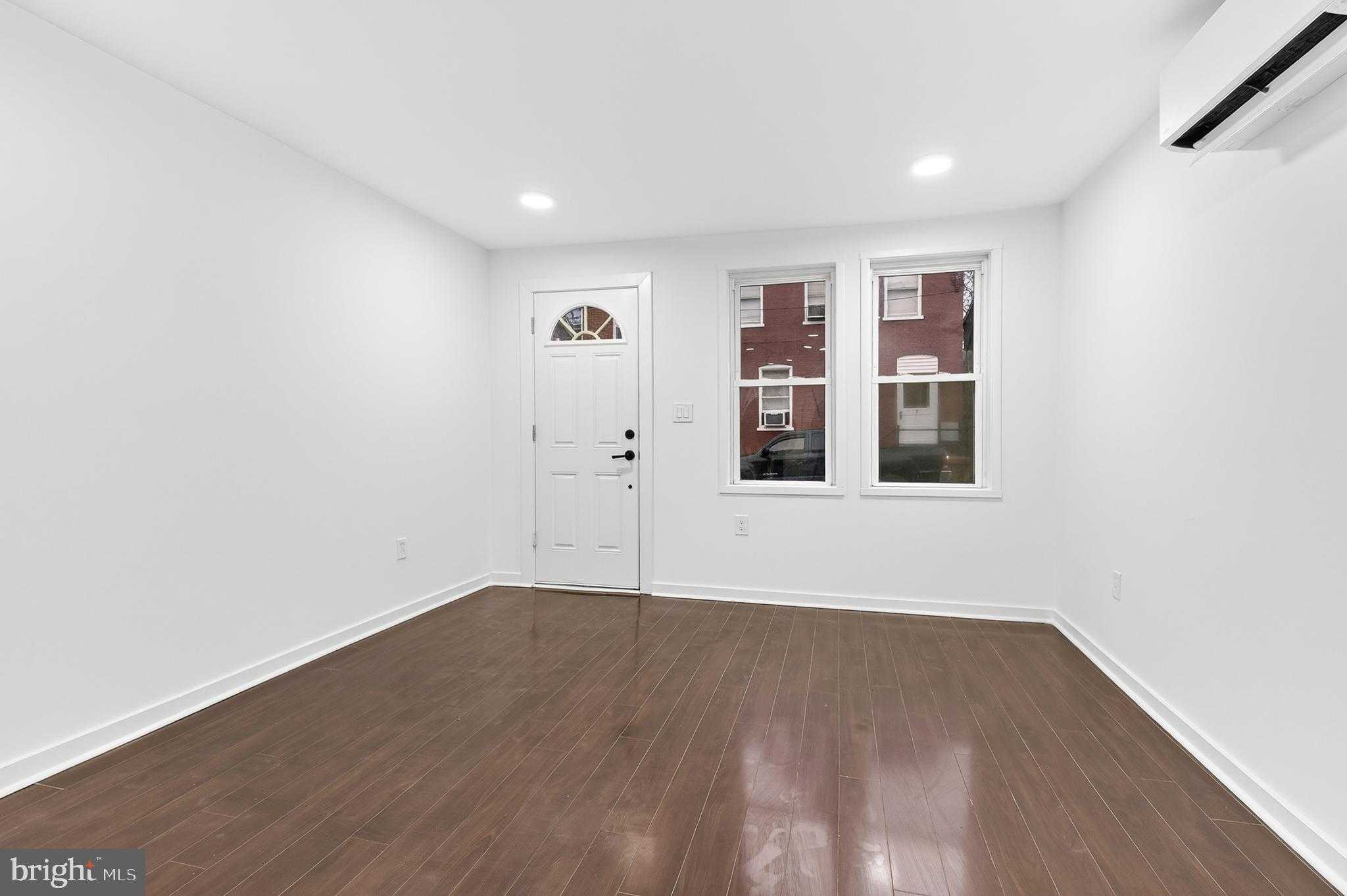 131 Old Dorwart St photo 7