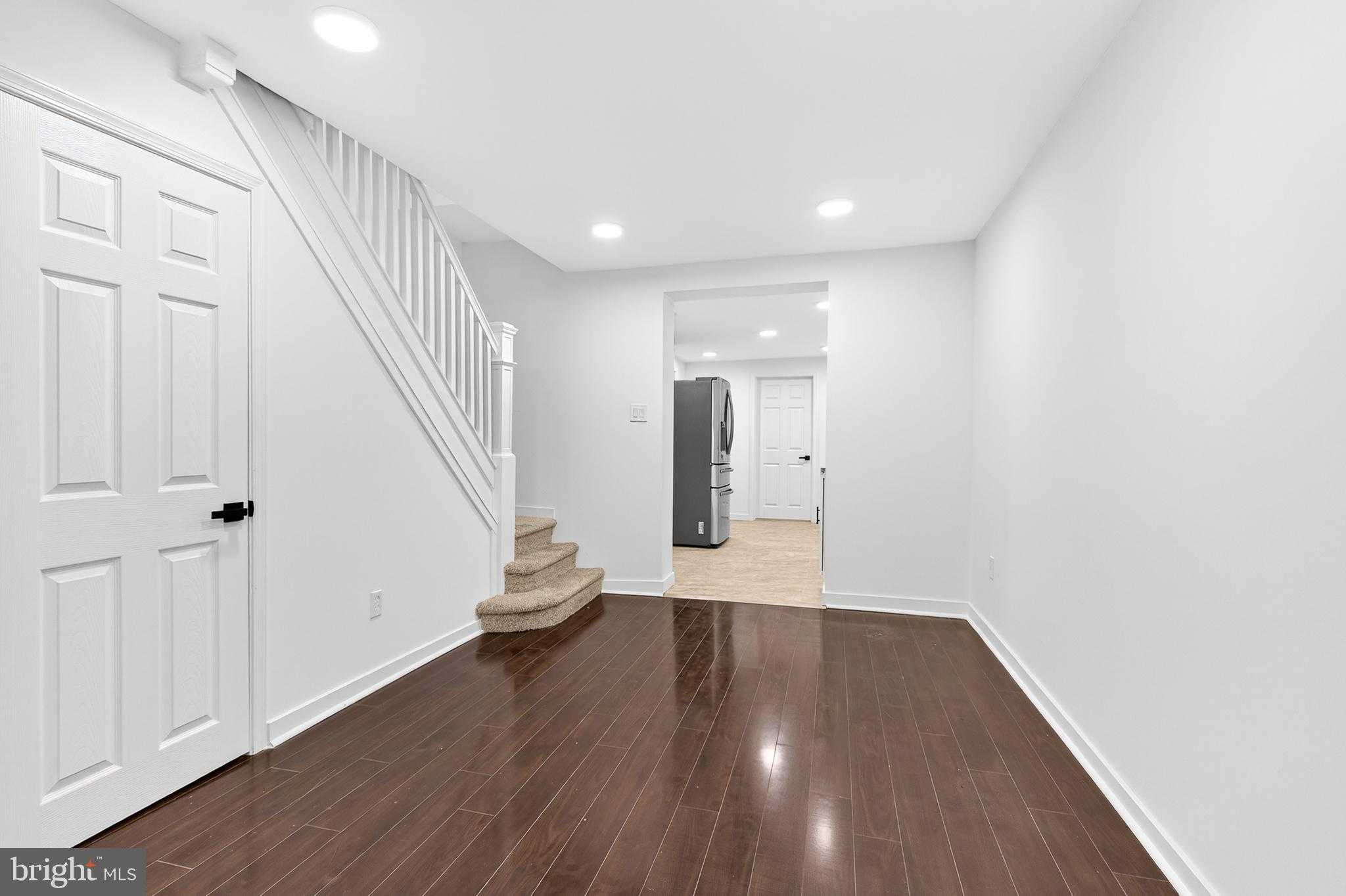 131 Old Dorwart St photo 8