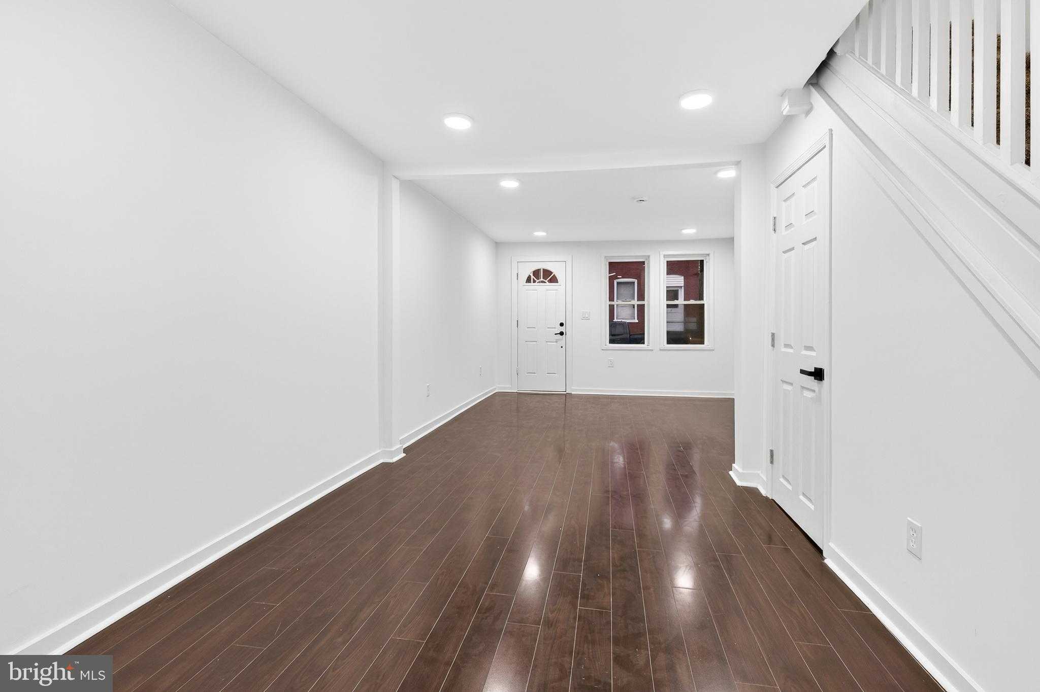 131 Old Dorwart St photo 9