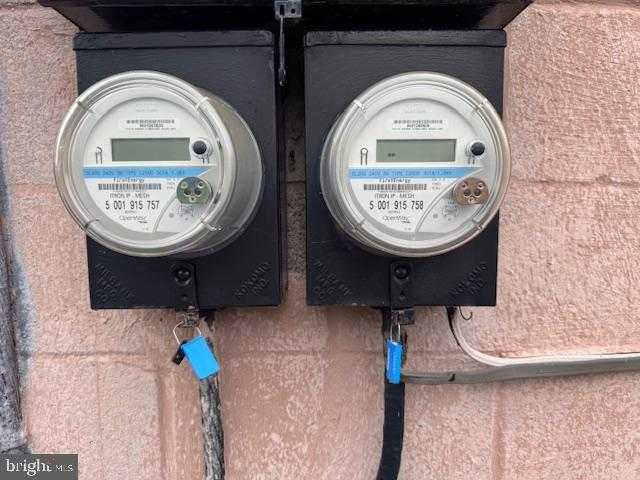 10 S Main St photo 32