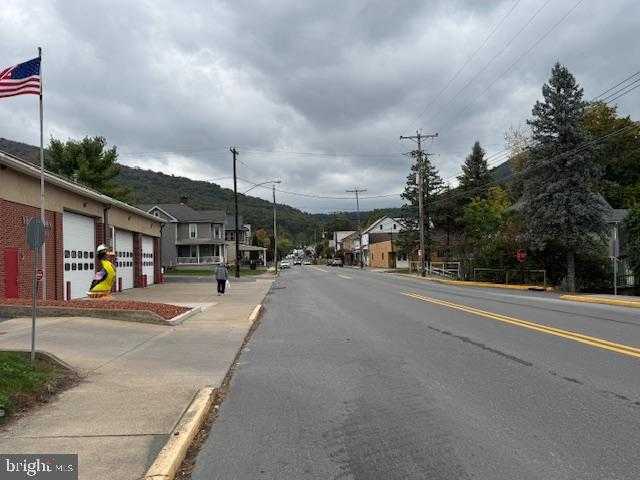 10 S Main St photo 38