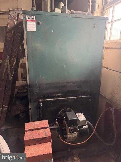 10 S Main St photo 9