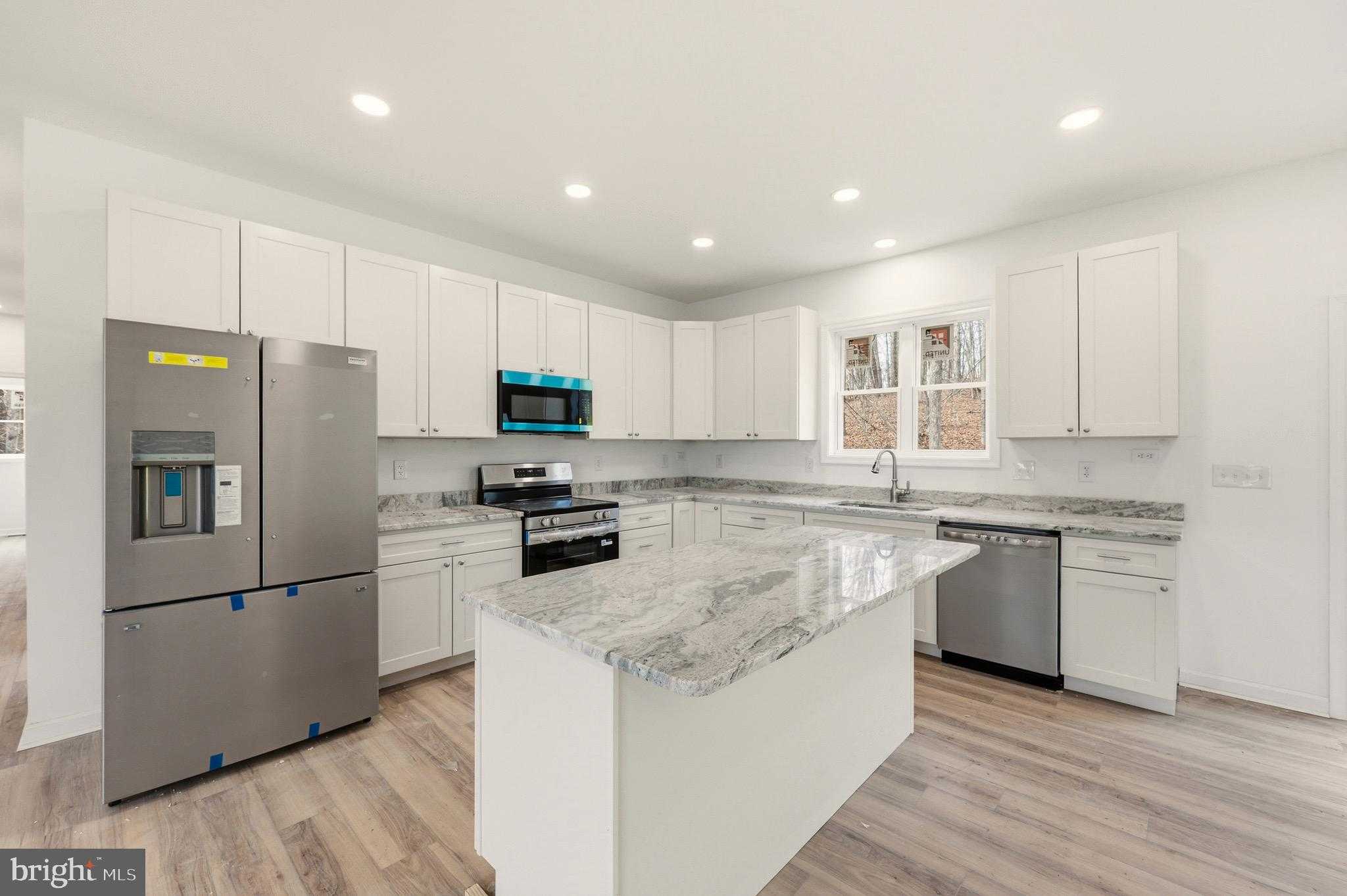 629 Providence Church Rd photo 9