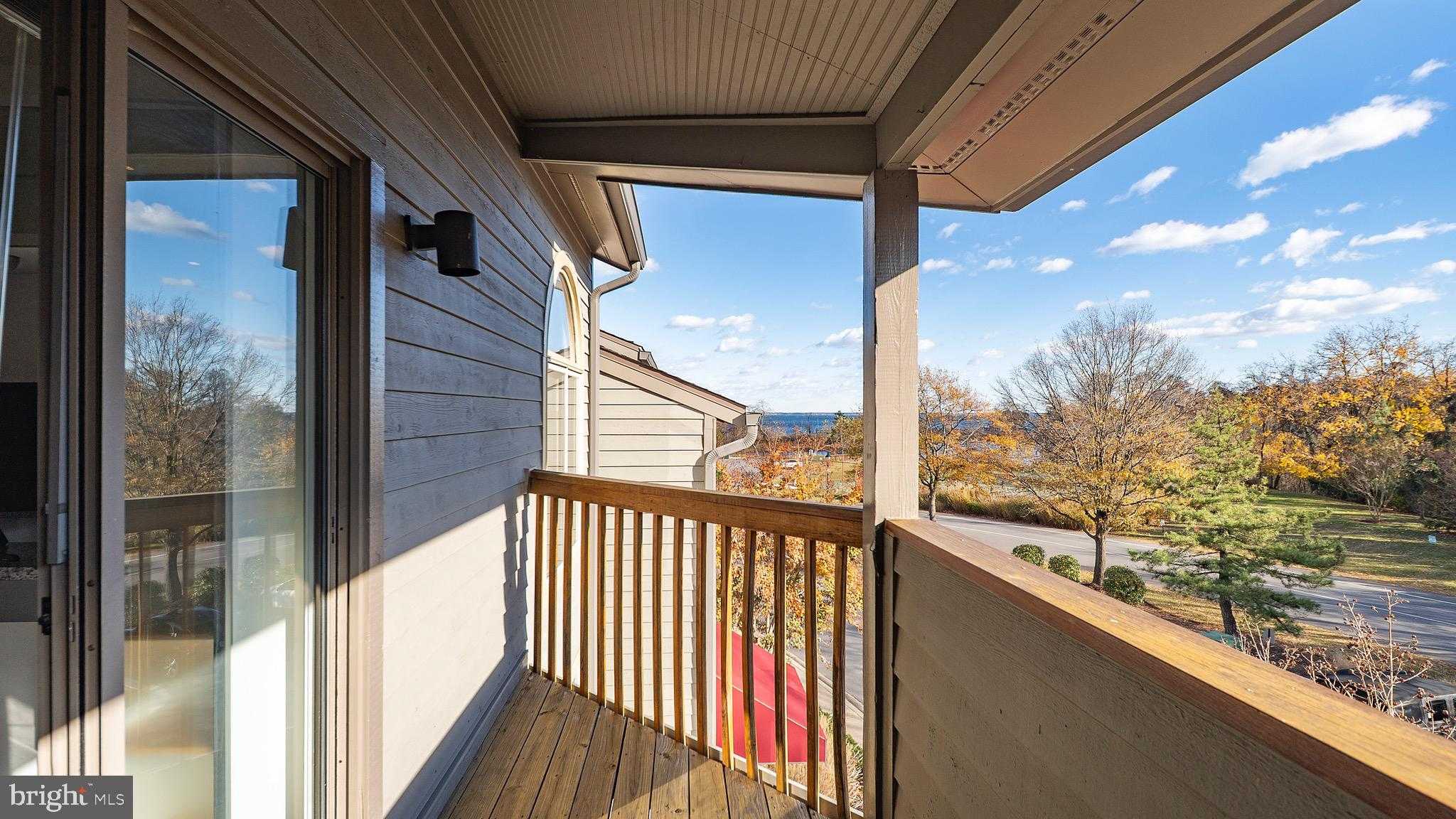 2106 Chesapeake Harbour Dr Apt 202 photo 36