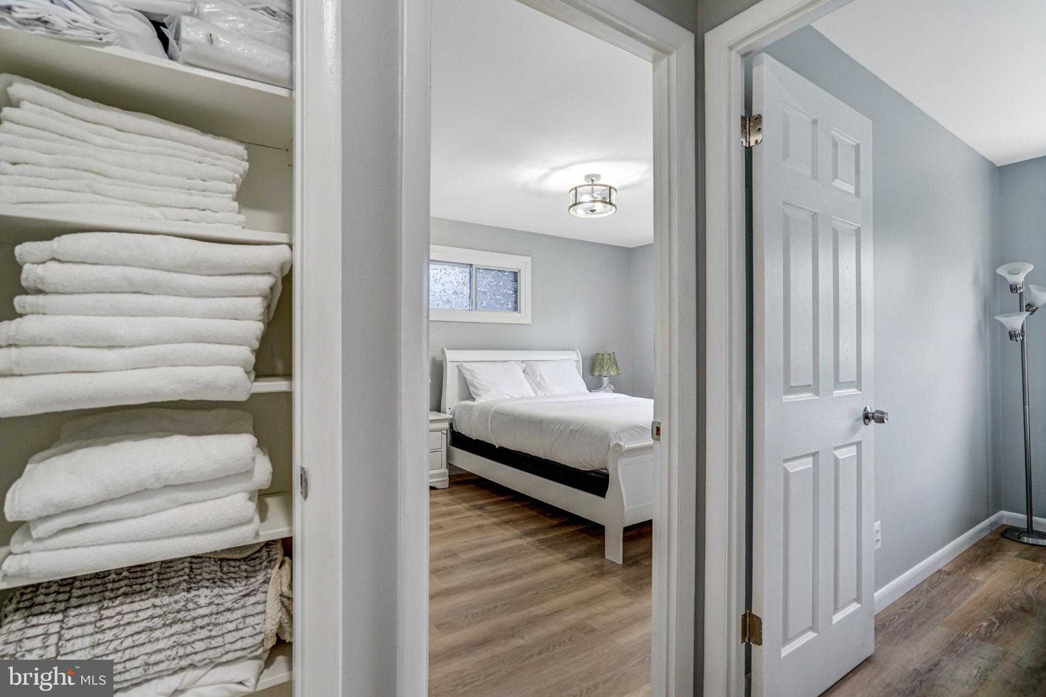 7727 Kalorama Rd photo 20