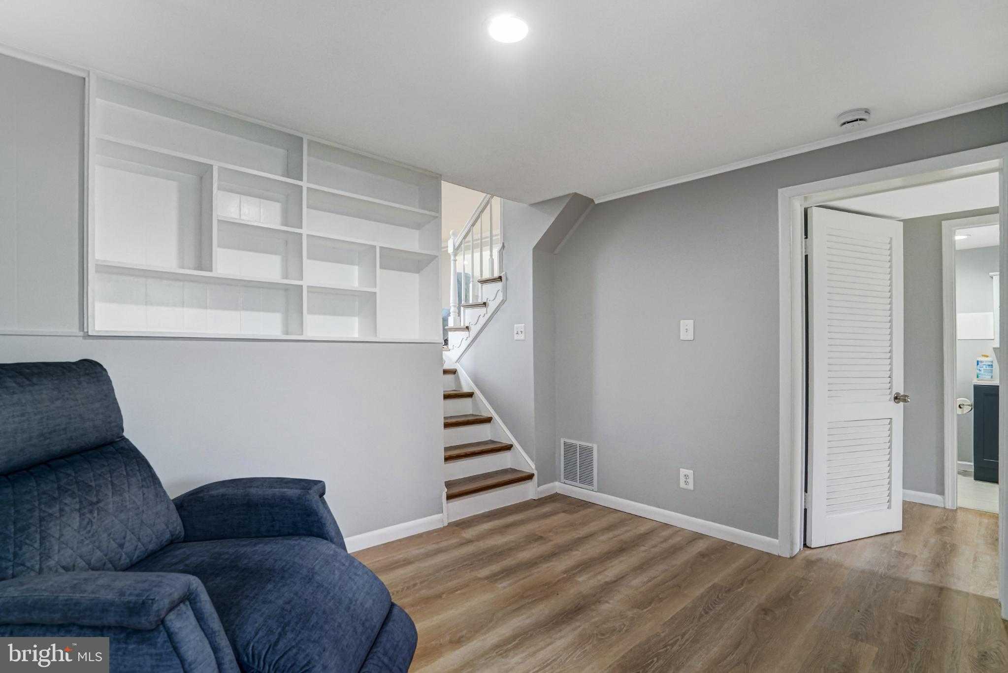 7727 Kalorama Rd photo 39