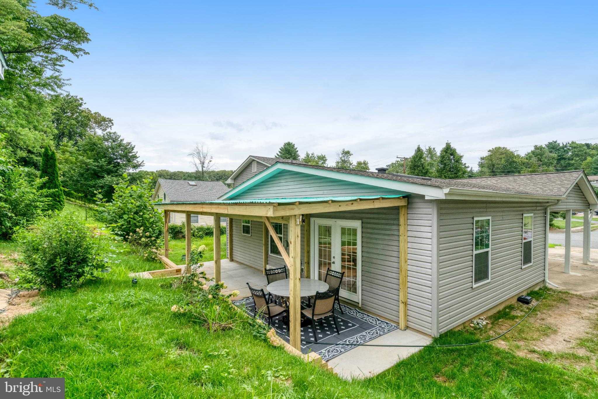 7727 Kalorama Rd photo 4