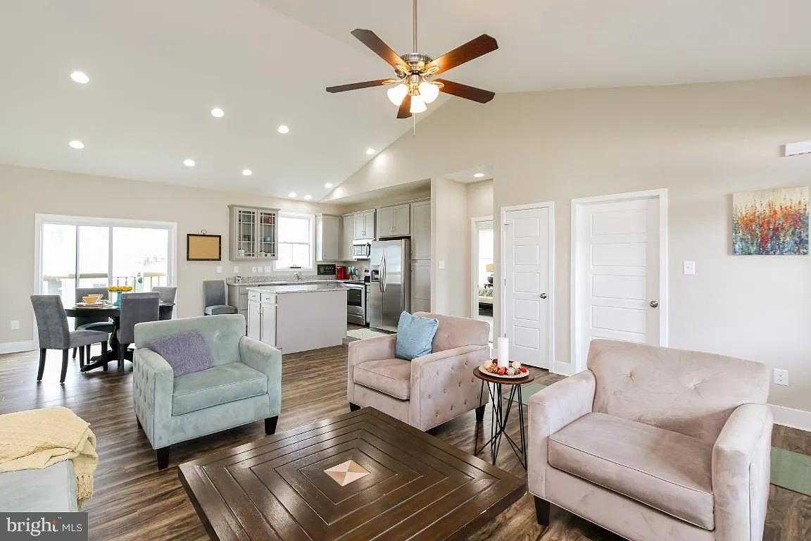 Sanibel Way photo 10