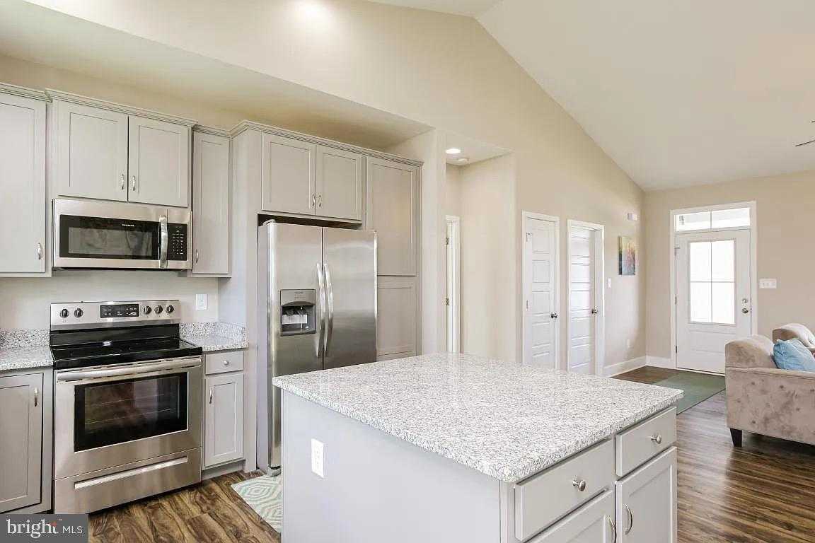 Sanibel Way photo 13