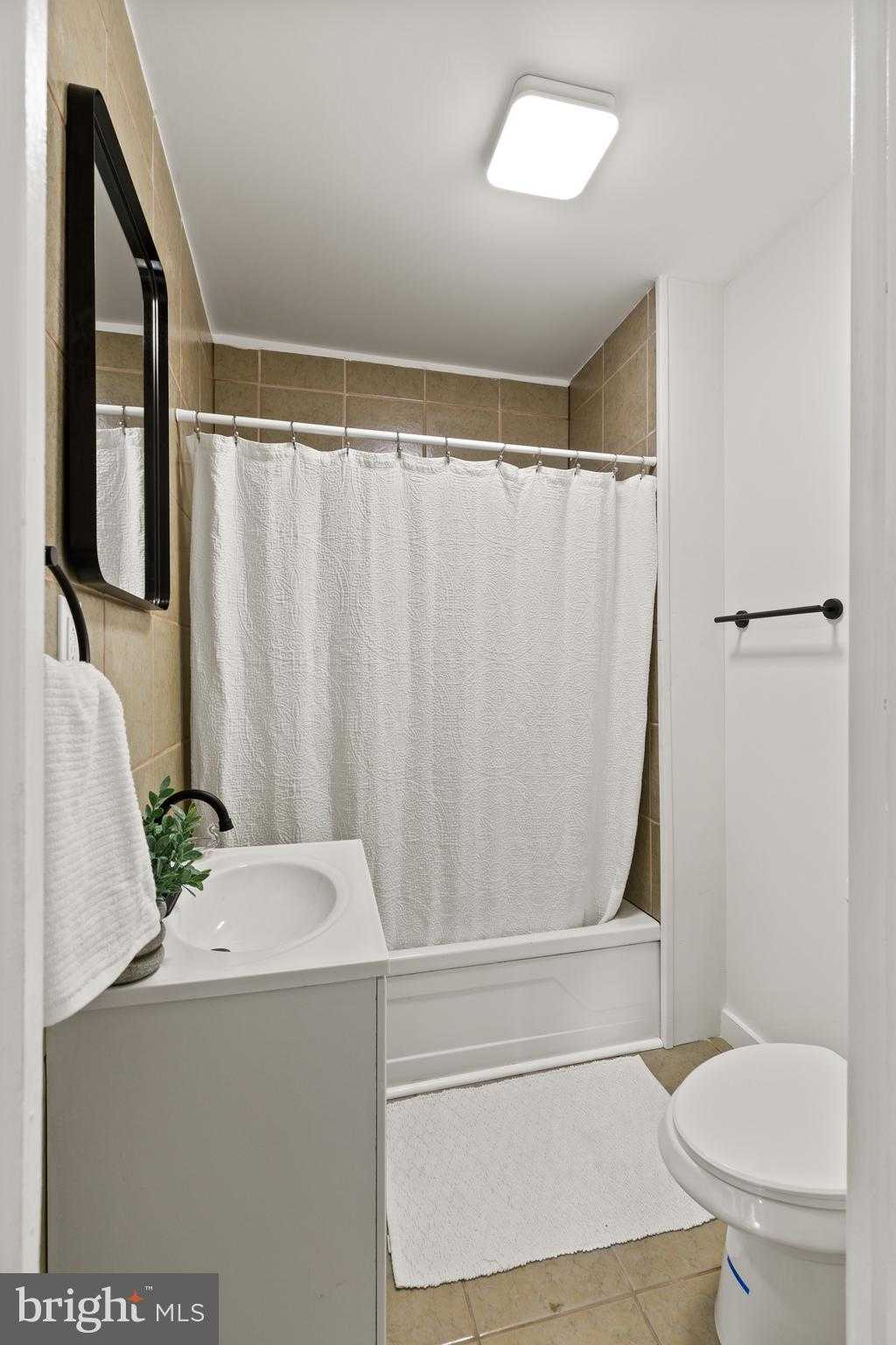 106 First Ave photo 24