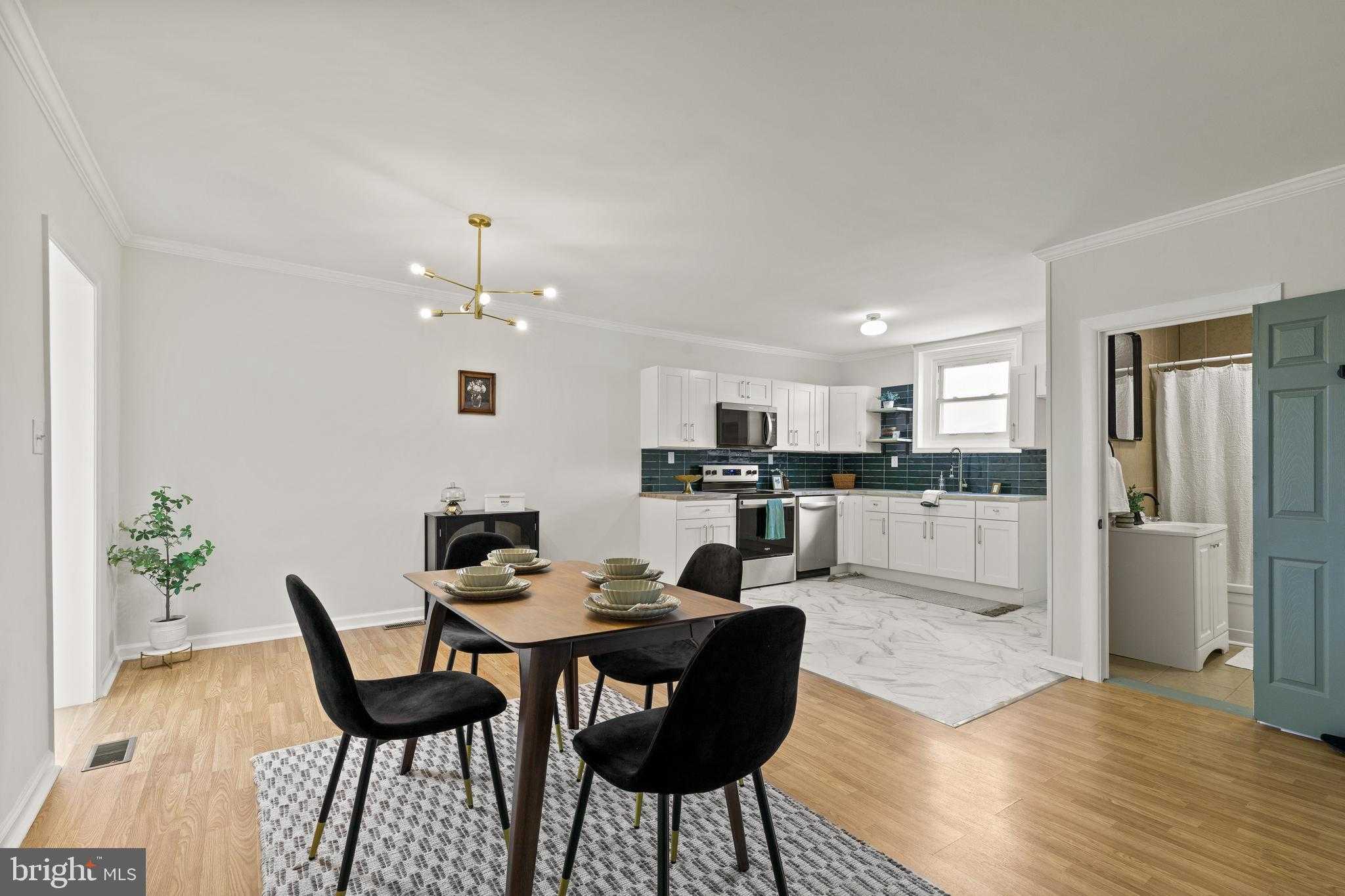 106 First Ave photo 3