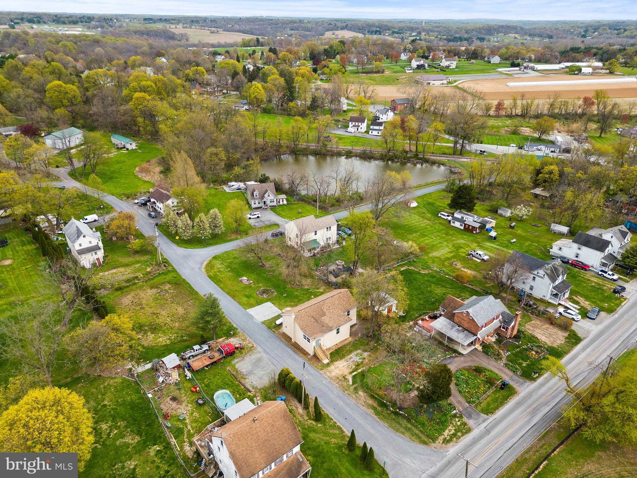 106 First Ave photo 32