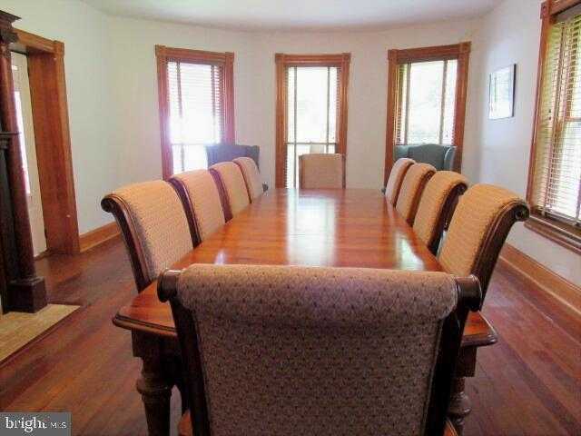 491 W Washington St photo 32