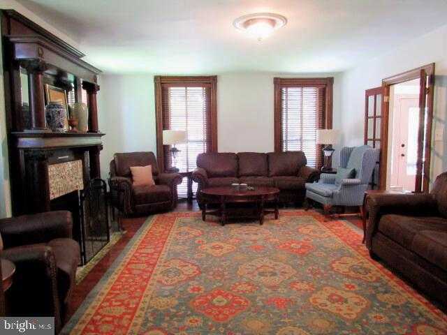 491 W Washington St photo 44