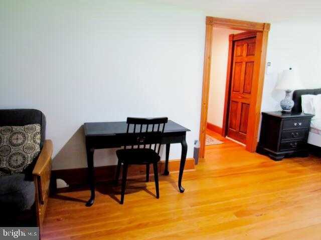 491 W Washington St photo 47