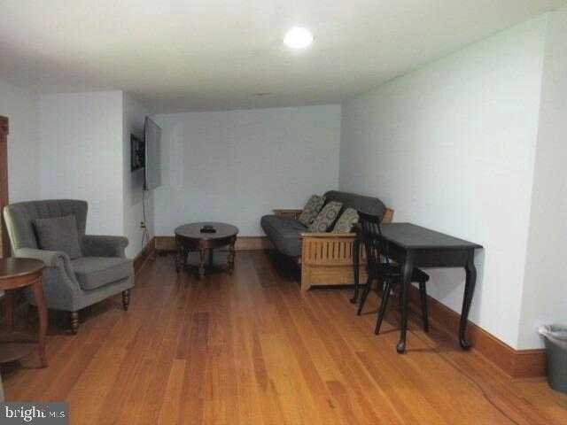 491 W Washington St photo 48