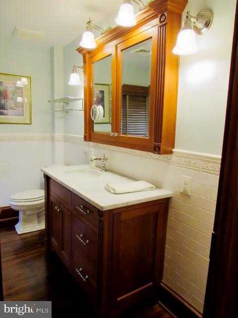 491 W Washington St photo 57