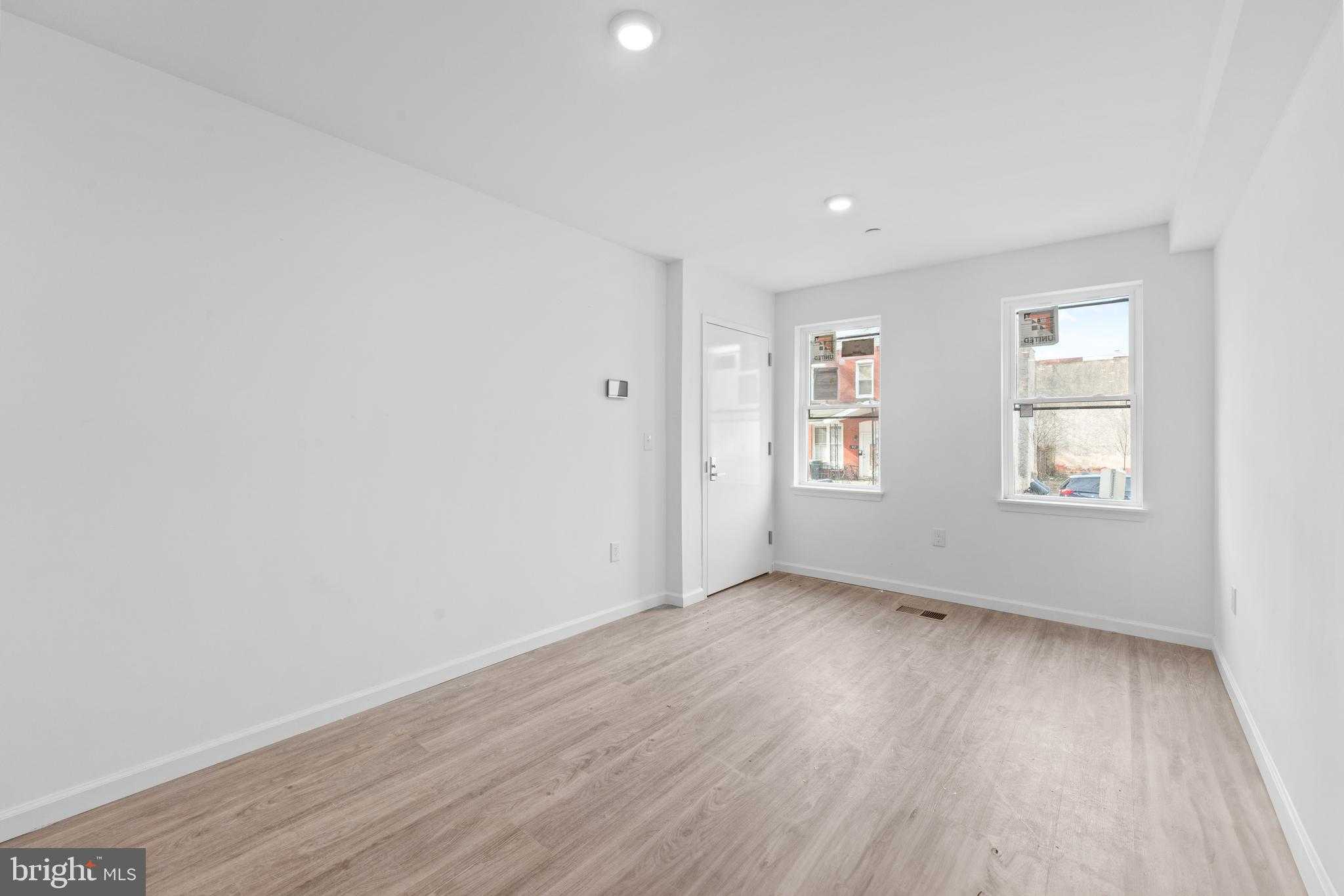 913 N 43rd St photo 13