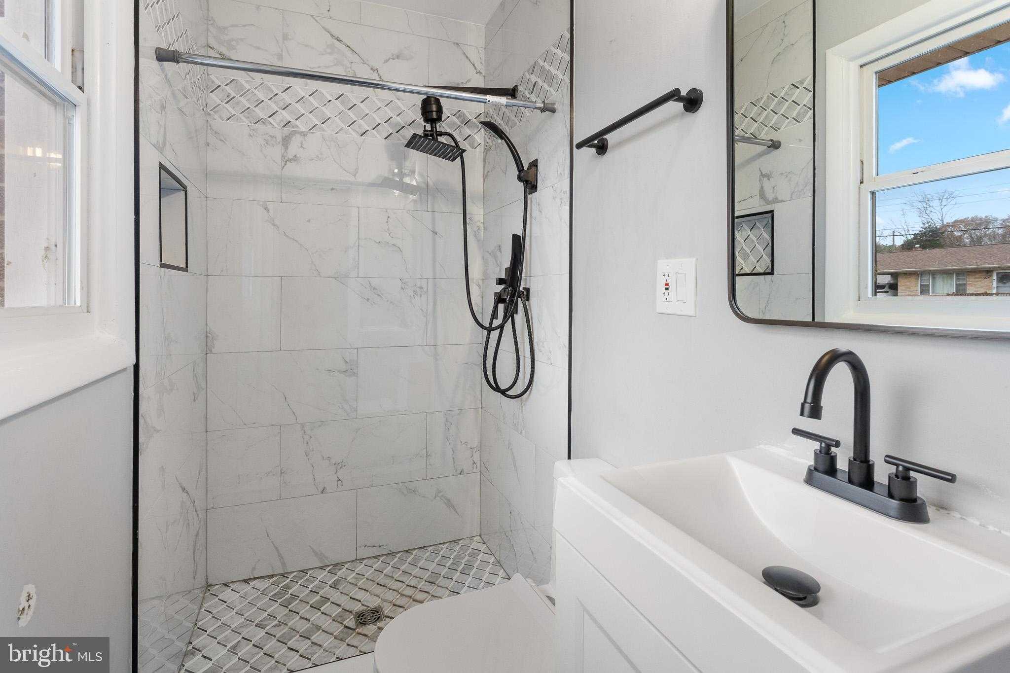 4611 Pendall Dr photo 11