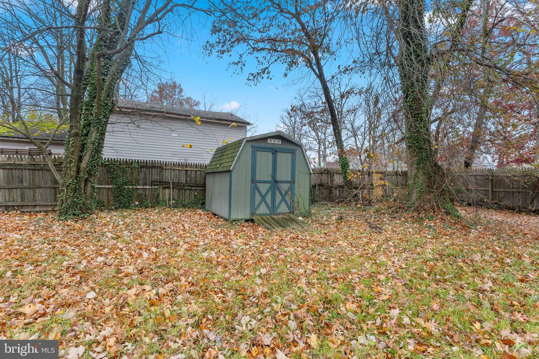 4611 Pendall Dr photo 14