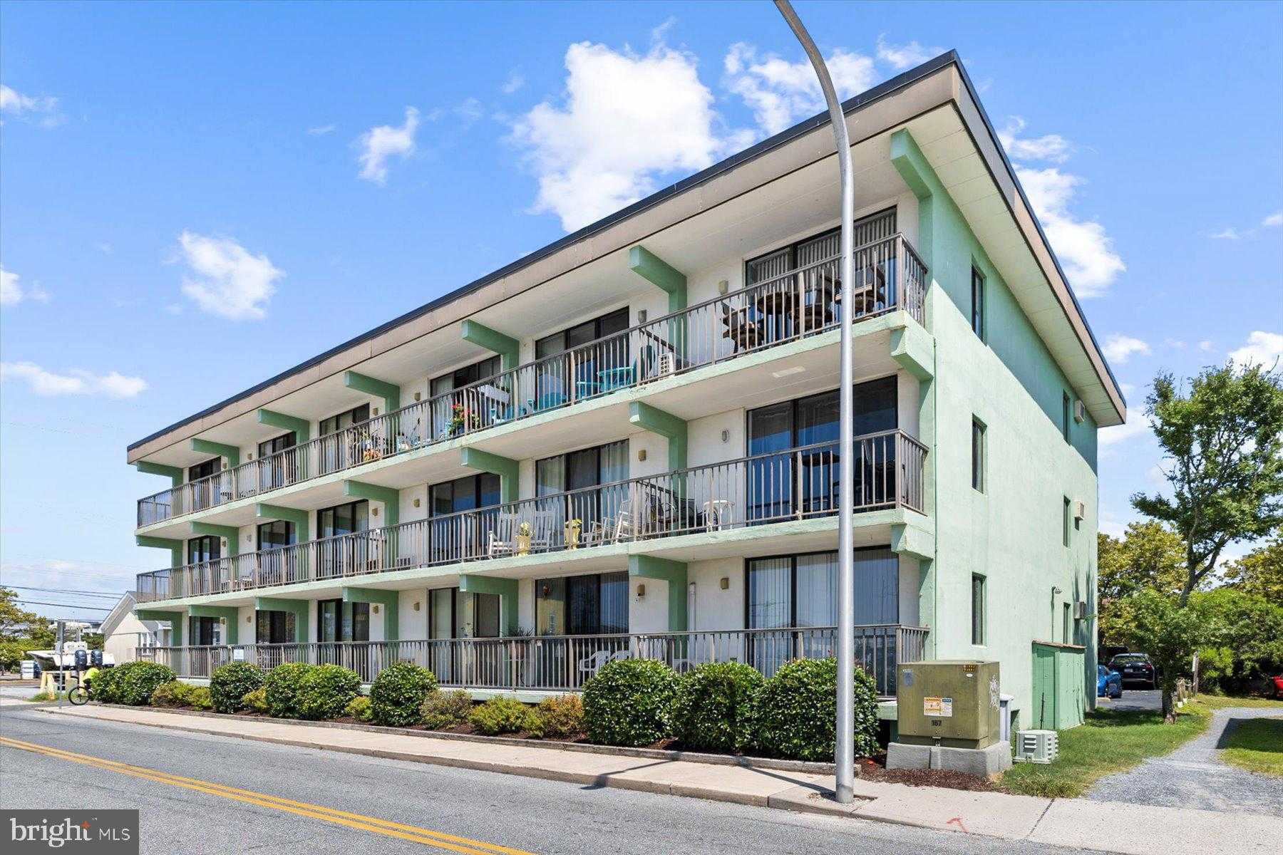 14 38th St Unit 301 photo 19