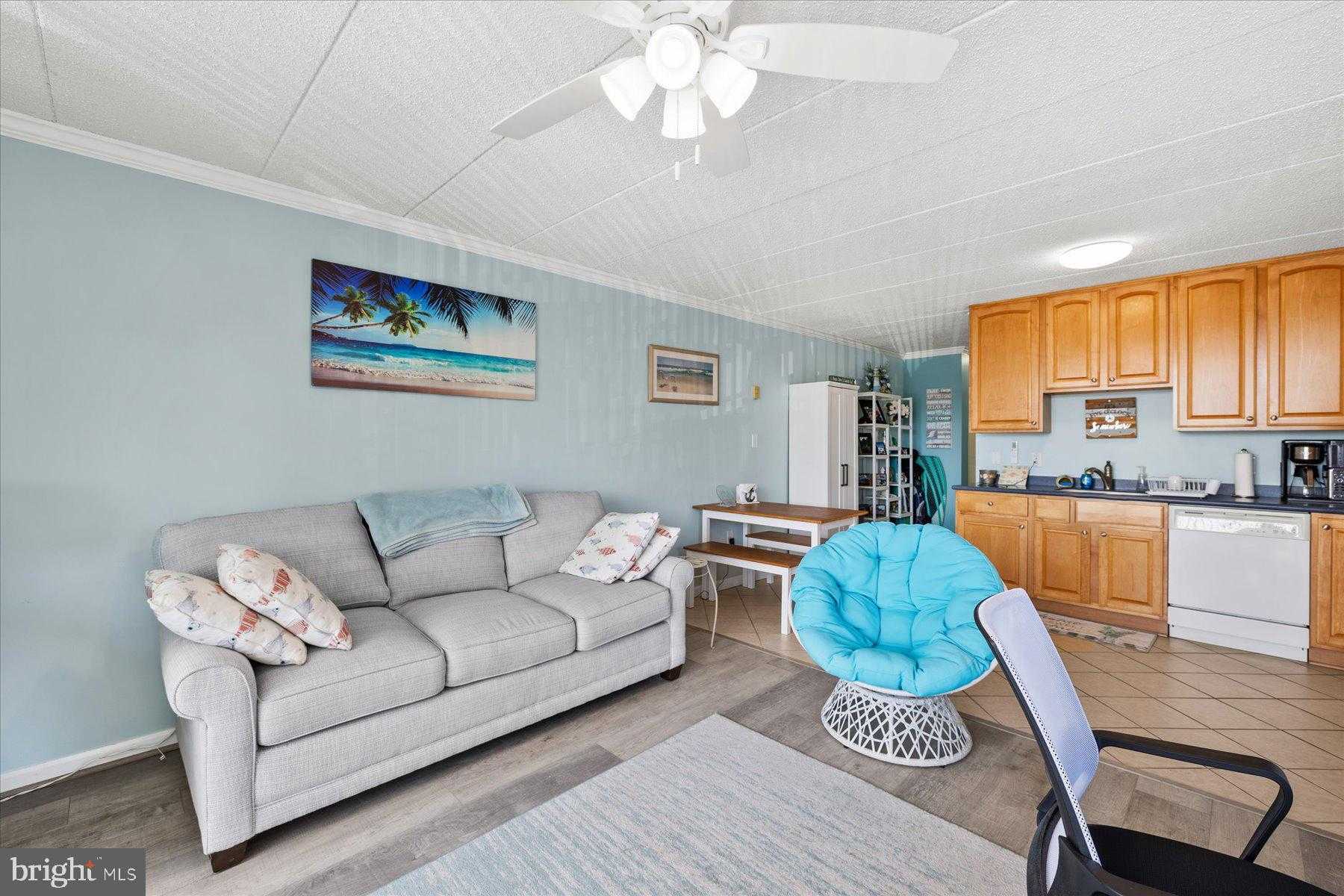 14 38th St Unit 301 photo 6