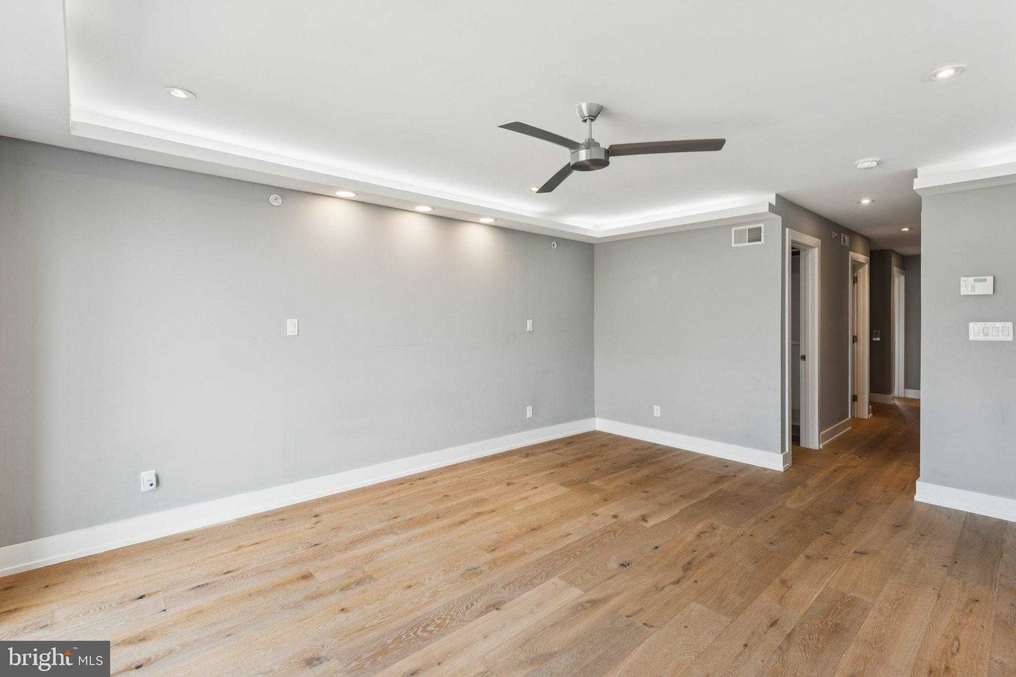 719 S 20th St photo 32