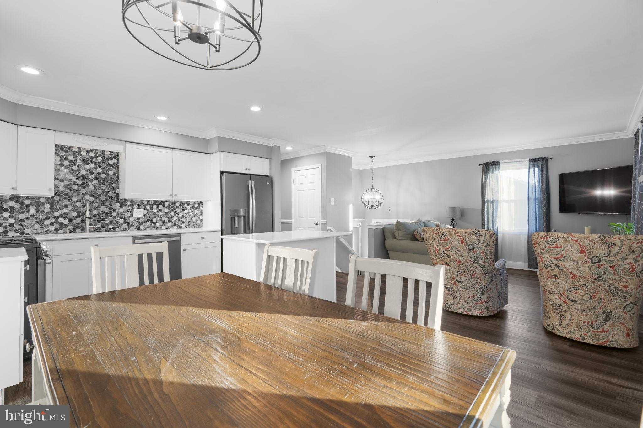 6566 Macbeth Way photo 11