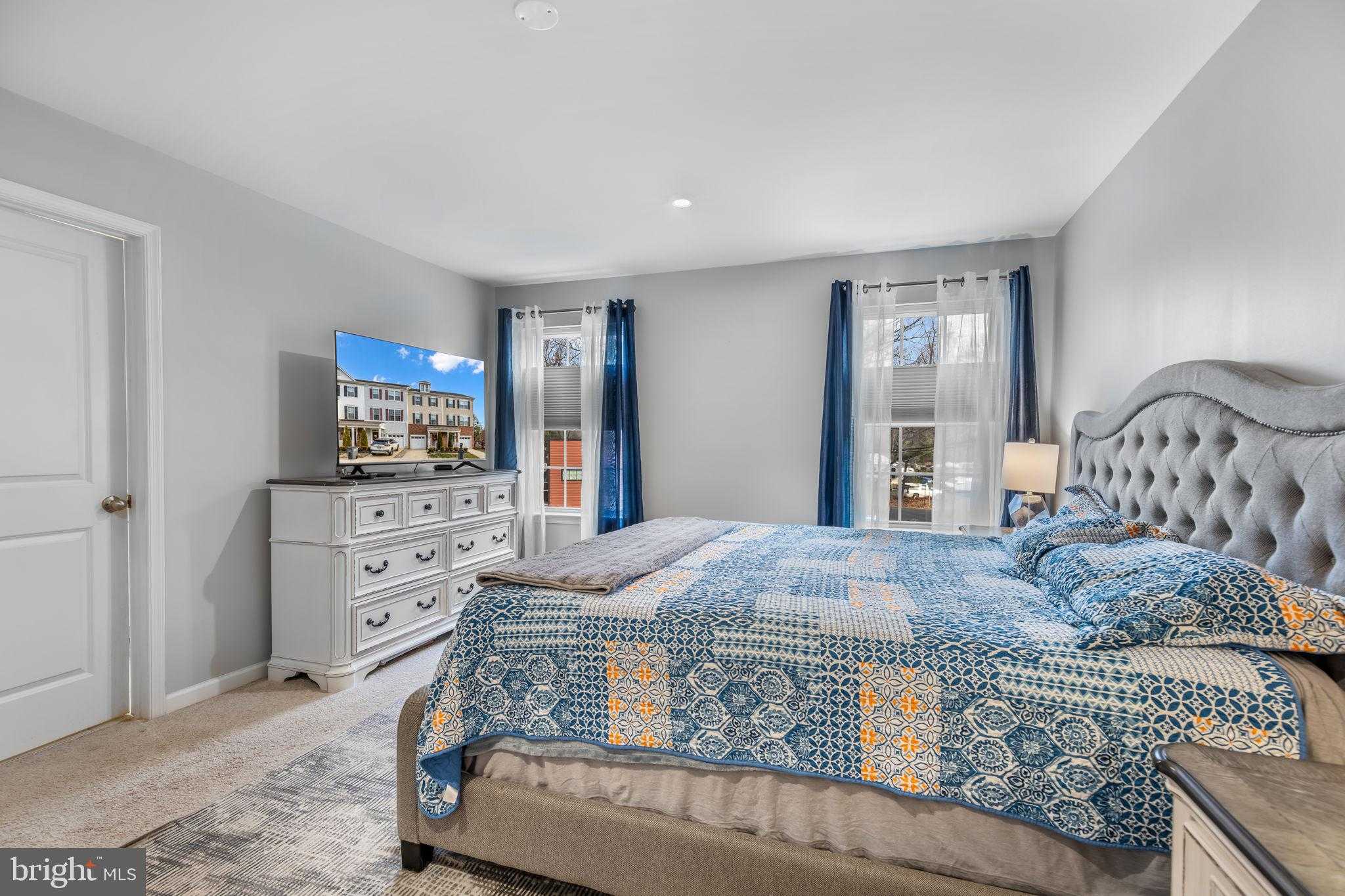 1592 Dorothy Ln photo 11