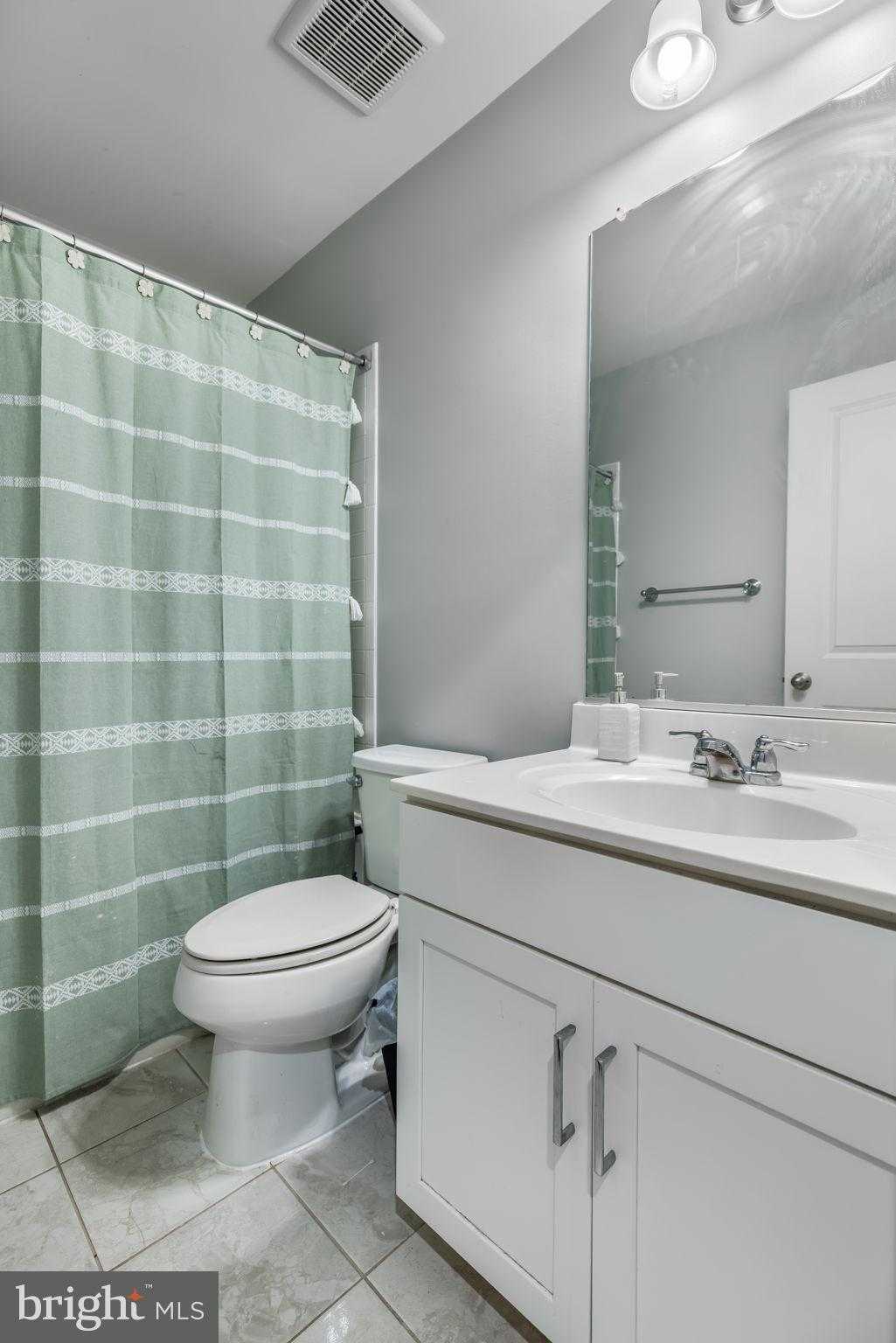 1592 Dorothy Ln photo 15